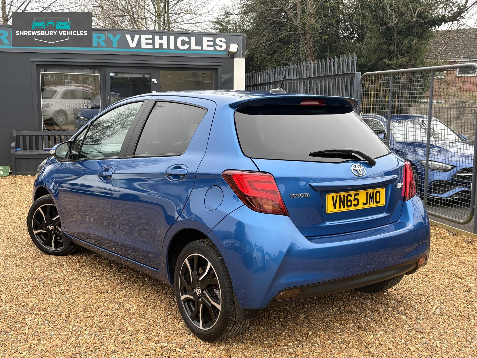 Toyota Yaris 1.33 Dual VVT-i Sport Hatchback 5dr Petrol Manual Euro 5 Euro 5 (99 ps)