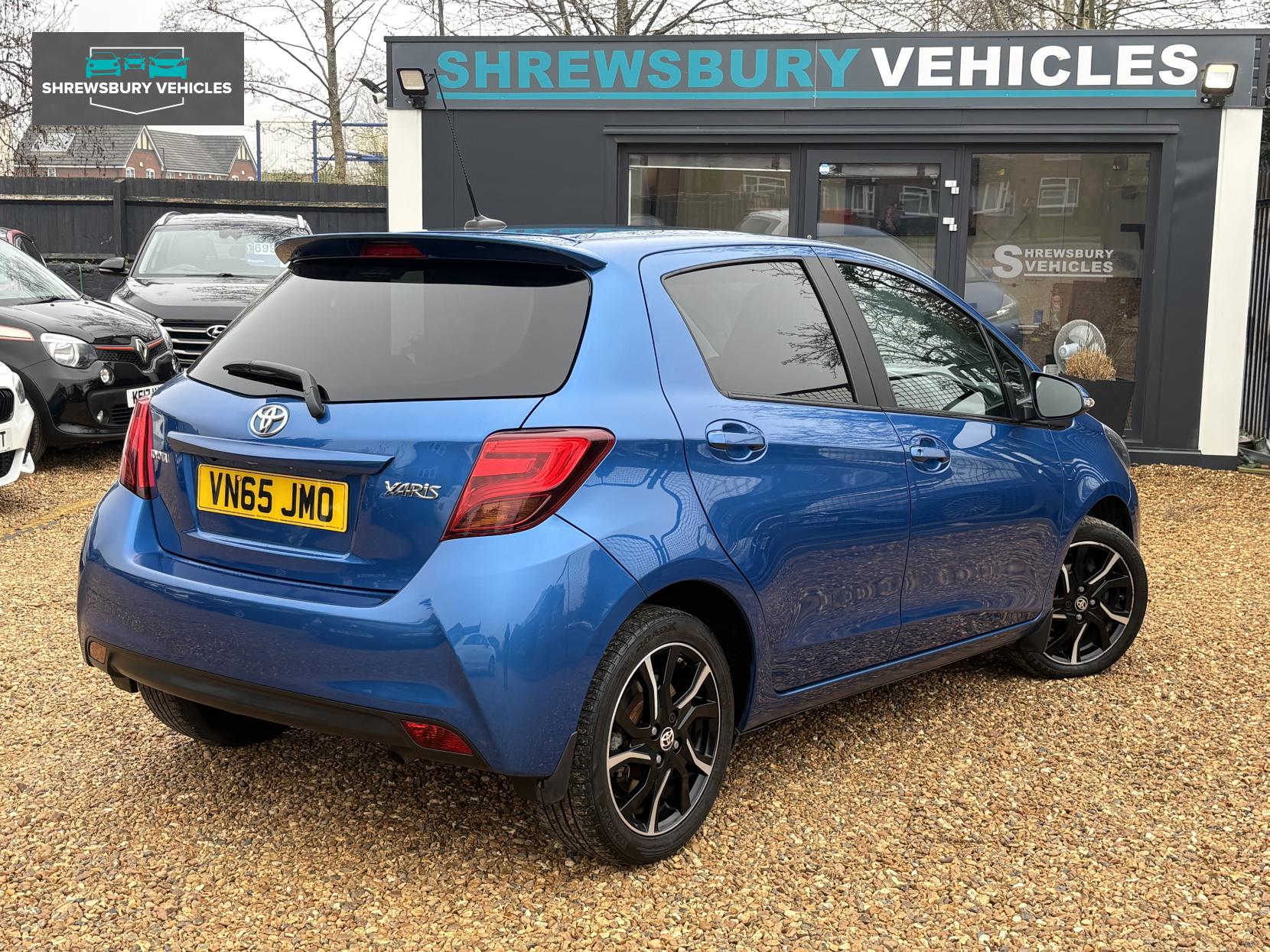 Toyota Yaris 1.33 Dual VVT-i Sport Hatchback 5dr Petrol Manual Euro 5 Euro 5 (99 ps)