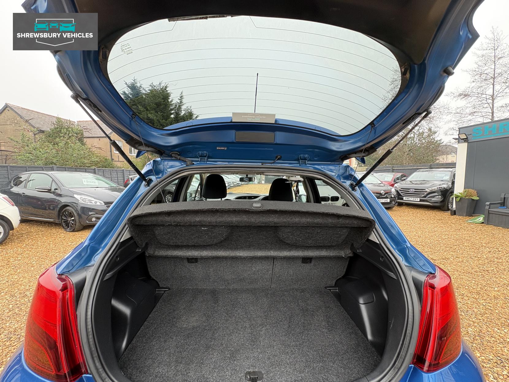 Toyota Yaris 1.33 Dual VVT-i Sport Hatchback 5dr Petrol Manual Euro 5 Euro 5 (99 ps)