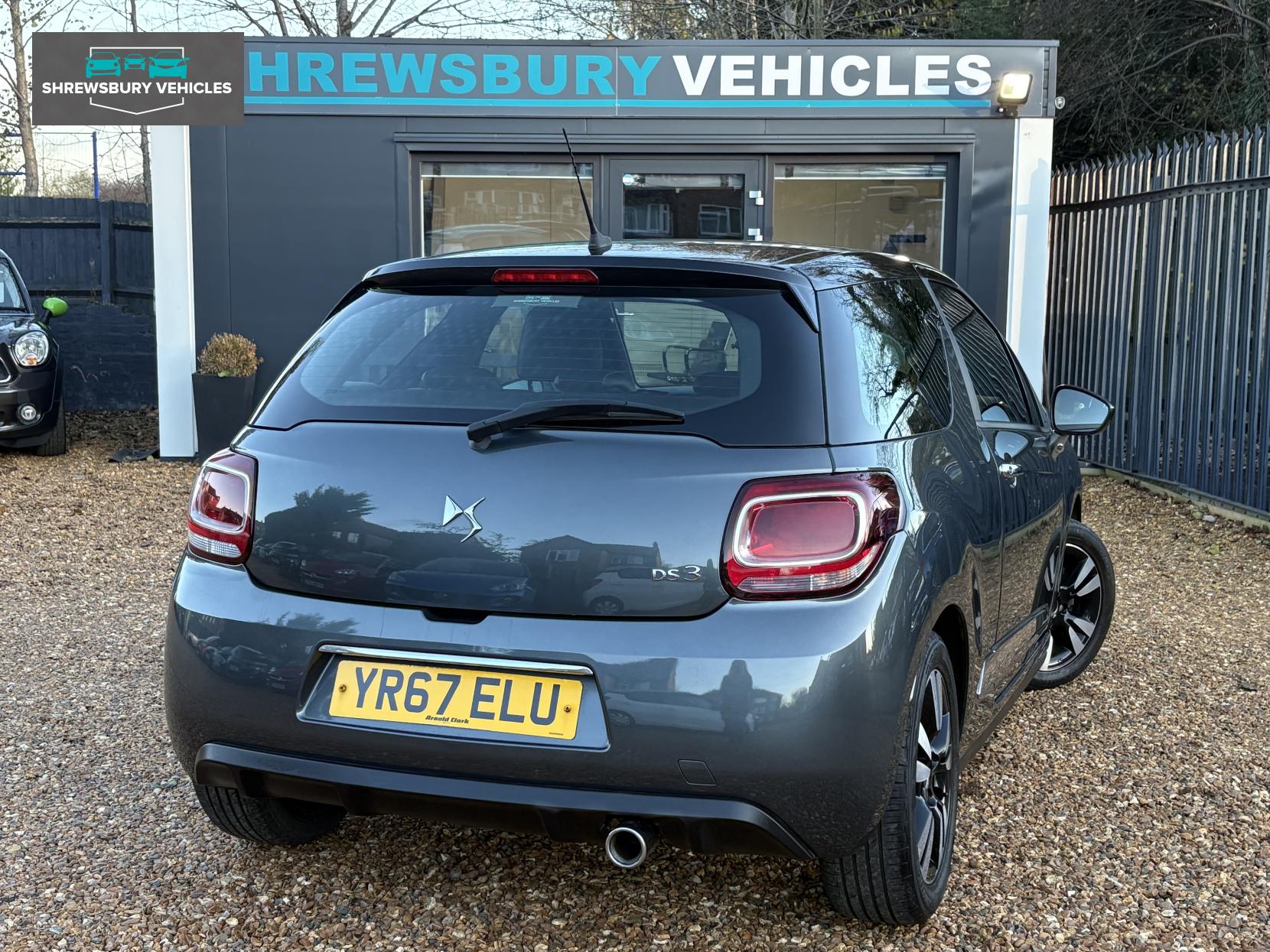 DS AUTOMOBILES DS 3 1.2 PureTech Chic Hatchback 3dr Petrol Manual Euro 6 (82 ps)