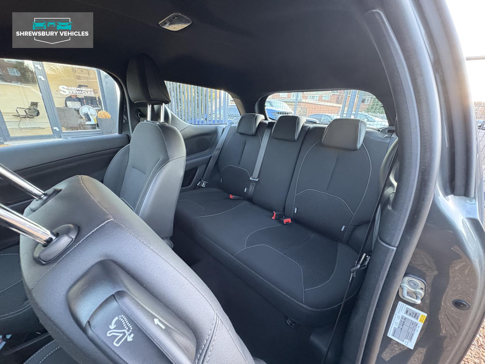 DS AUTOMOBILES DS 3 1.2 PureTech Chic Hatchback 3dr Petrol Manual Euro 6 (82 ps)