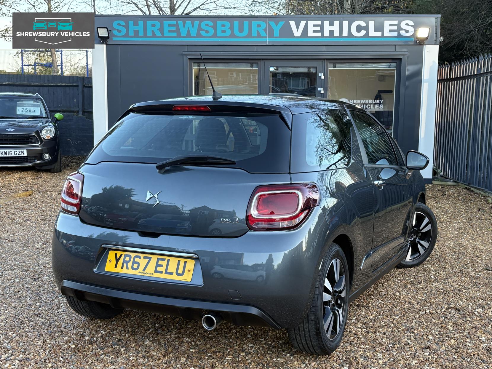 DS AUTOMOBILES DS 3 1.2 PureTech Chic Hatchback 3dr Petrol Manual Euro 6 (82 ps)