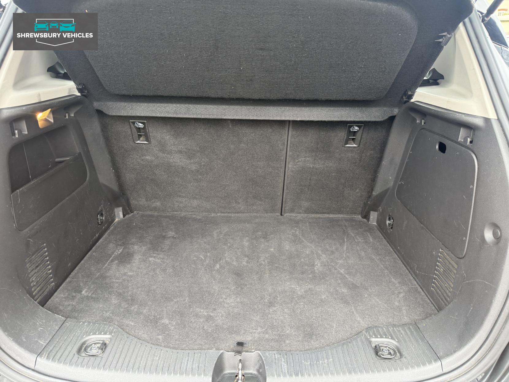 Vauxhall Mokka 1.6 CDTi Exclusiv SUV 5dr Diesel Manual 2WD Euro 6 (s/s) (136 ps)