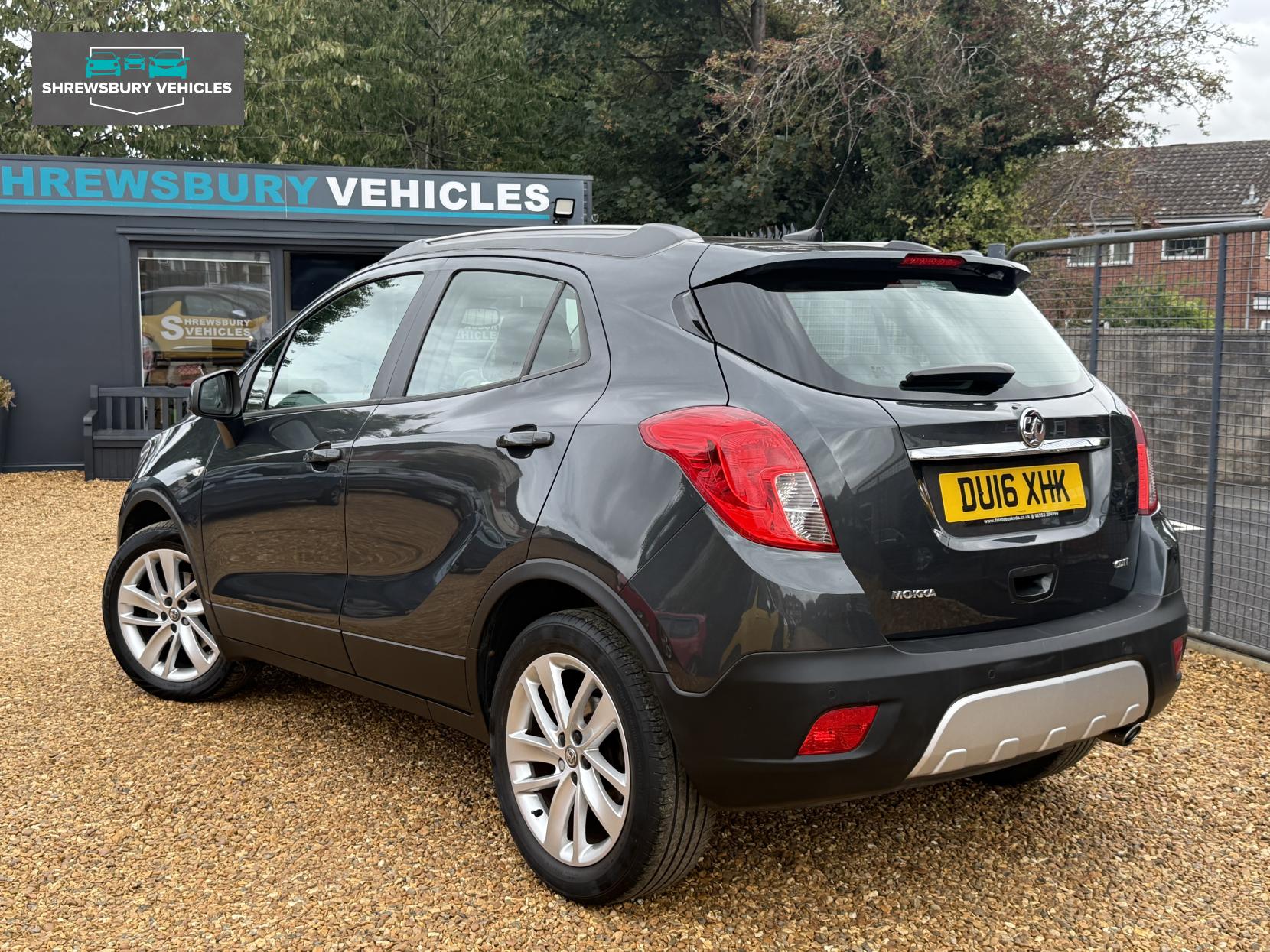 Vauxhall Mokka 1.6 CDTi Exclusiv SUV 5dr Diesel Manual 2WD Euro 6 (s/s) (136 ps)