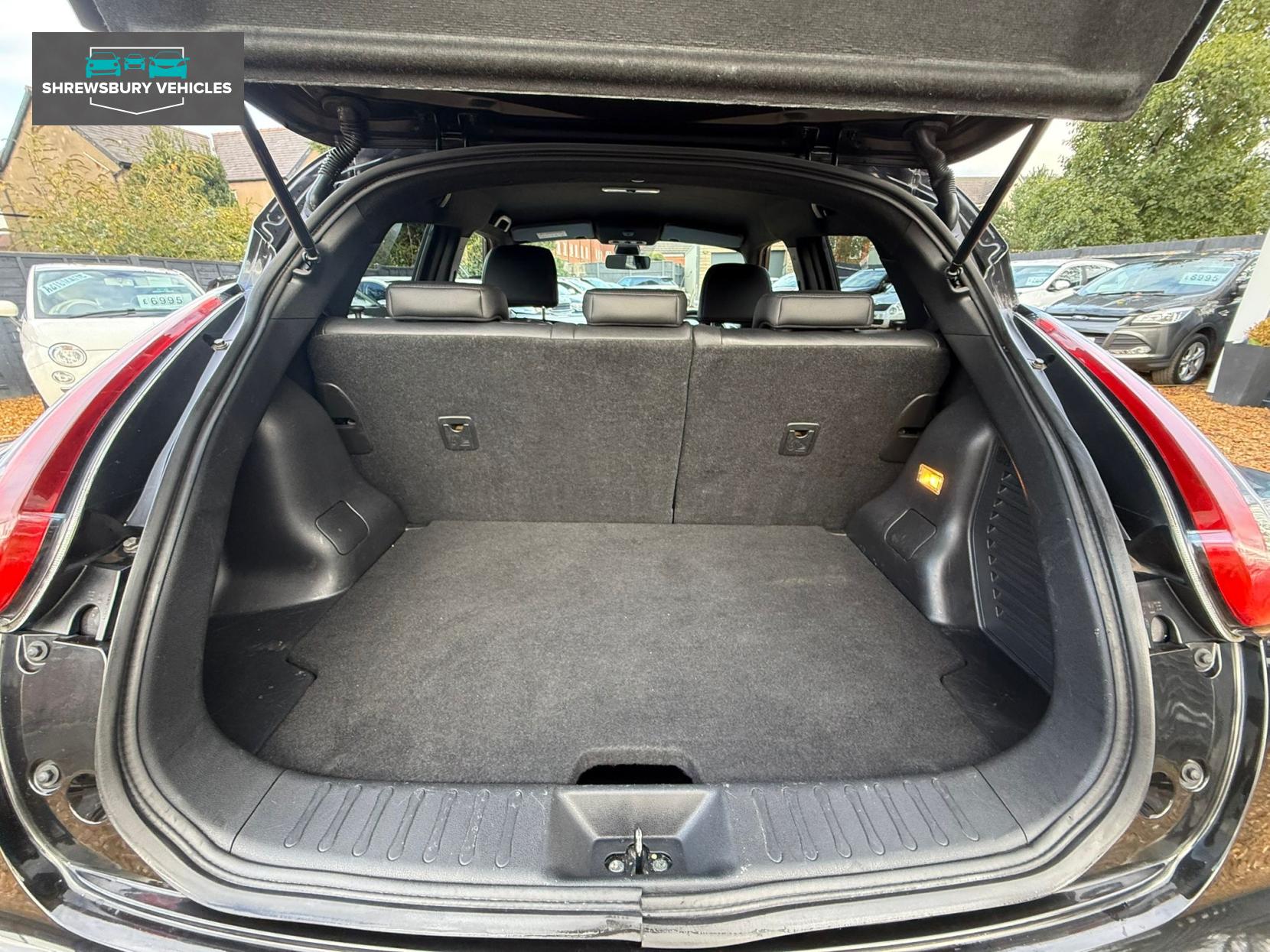 Nissan Juke 1.2 DIG-T Tekna SUV 5dr Petrol Manual Euro 6 (s/s) (115 ps)