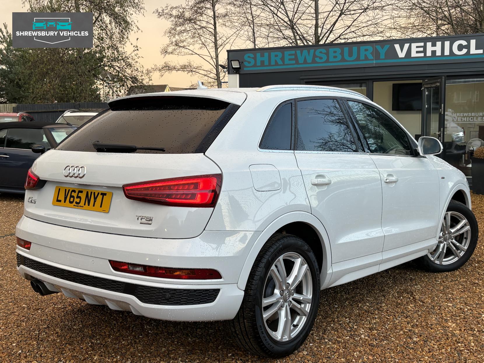 Audi Q3 1.4 TFSI CoD S line SUV 5dr Petrol Manual Euro 6 (s/s) (150 ps)