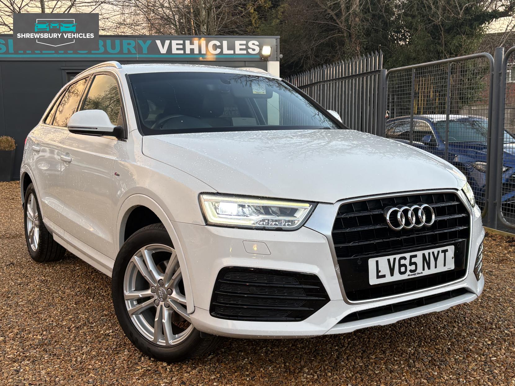 Audi Q3 1.4 TFSI CoD S line SUV 5dr Petrol Manual Euro 6 (s/s) (150 ps)