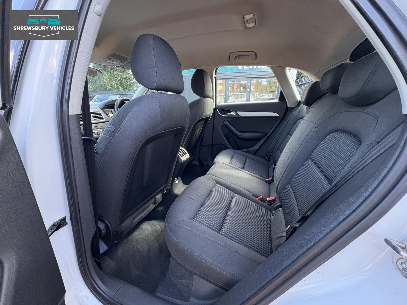 Audi Q3 2.0 TDI SE SUV 5dr Diesel Manual Euro 5 (s/s) (140 ps)