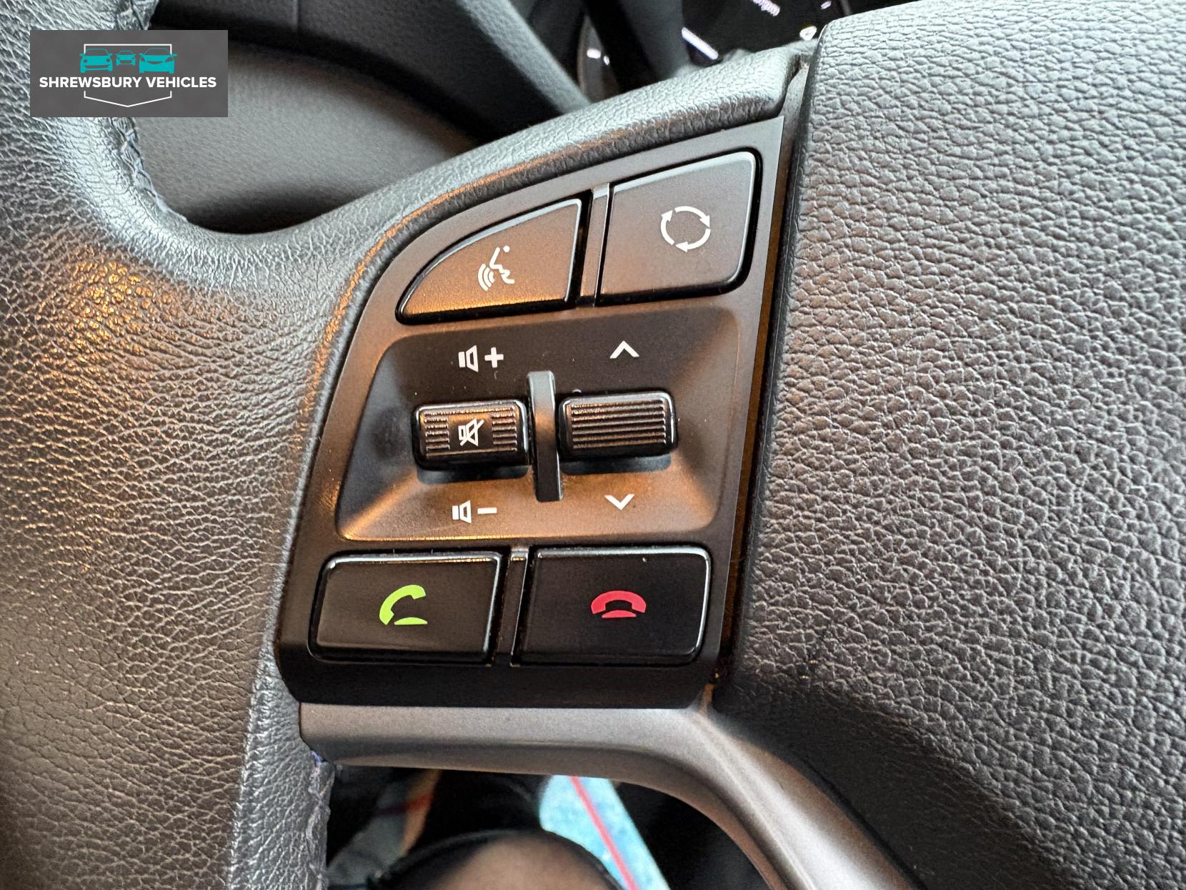 Hyundai TUCSON 1.7 CRDi Blue Drive SE SUV 5dr Diesel Manual Euro 6 (s/s) (116 ps)