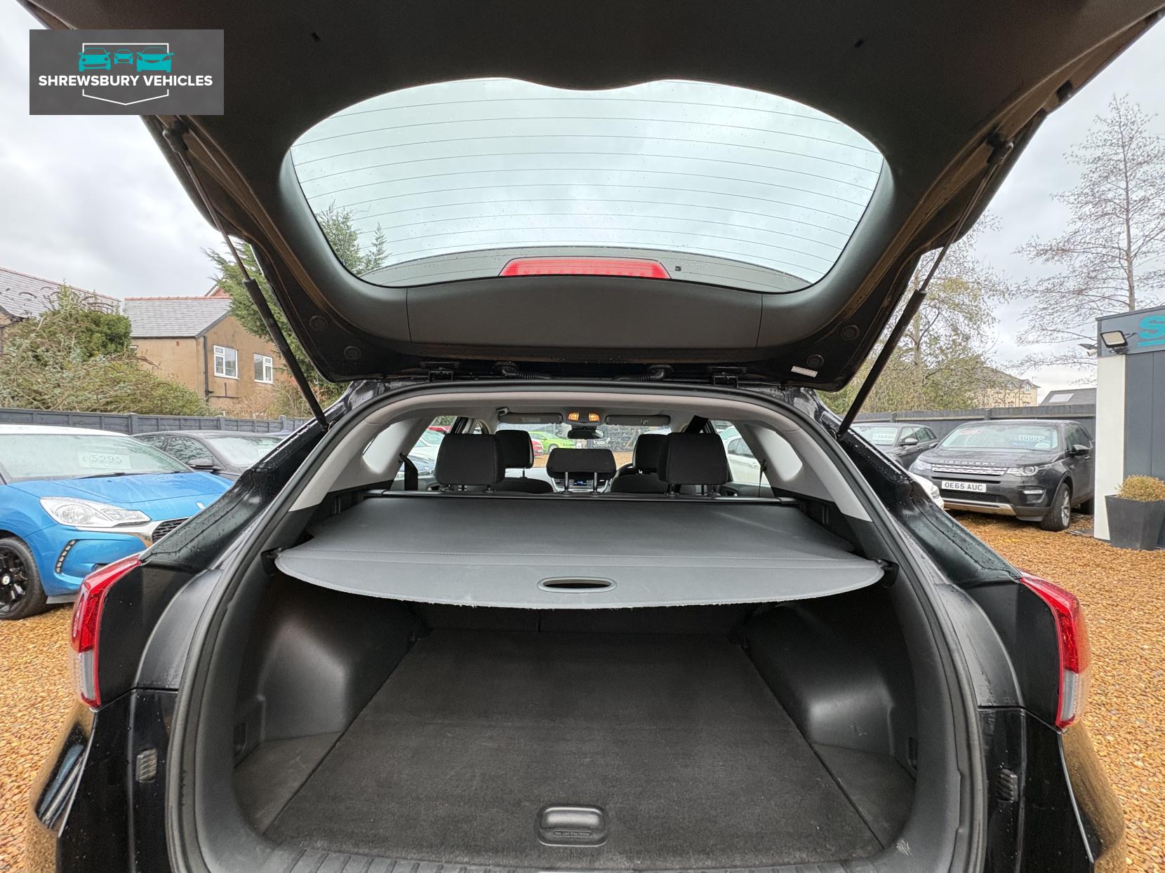 Hyundai TUCSON 1.7 CRDi Blue Drive SE SUV 5dr Diesel Manual Euro 6 (s/s) (116 ps)