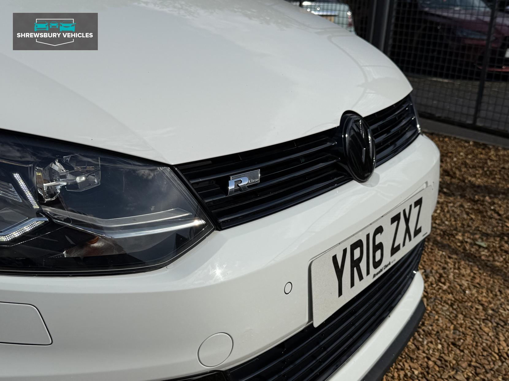 Volkswagen Polo 1.0 TSI BlueMotion Tech R-Line Hatchback 3dr Petrol Manual Euro 6 (s/s) (110 bhp)