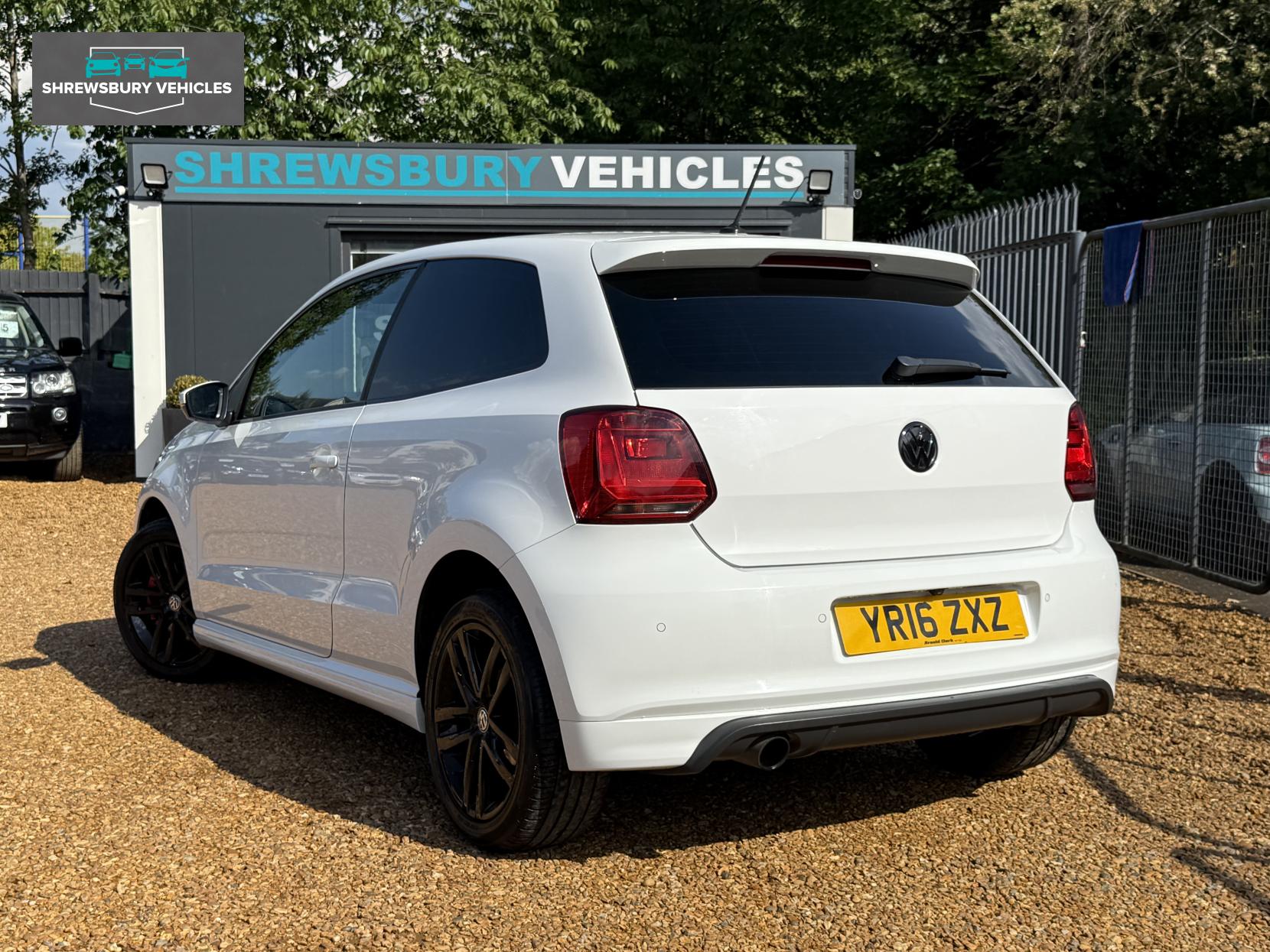 Volkswagen Polo 1.0 TSI BlueMotion Tech R-Line Hatchback 3dr Petrol Manual Euro 6 (s/s) (110 bhp)