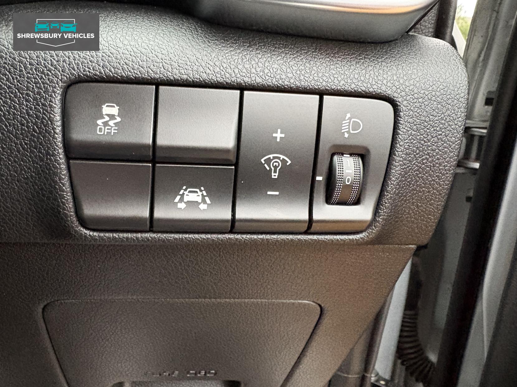 Kia Sportage 1.7 CRDi 2 SUV 5dr Diesel DCT Euro 6 (s/s) (139 bhp)