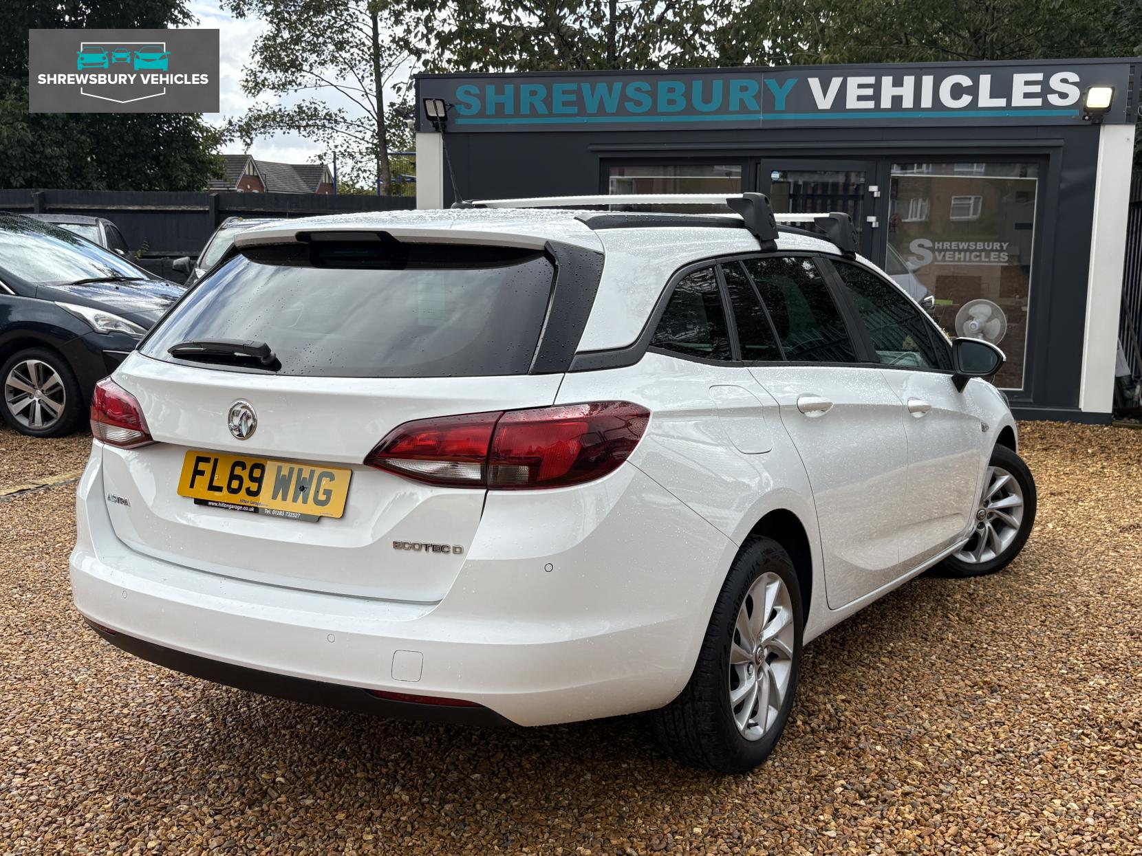 Vauxhall Astra 1.6 CDTi ecoTEC BlueInjection Design Sports Tourer 5dr Diesel Manual Euro 6 (s/s) (110 ps)