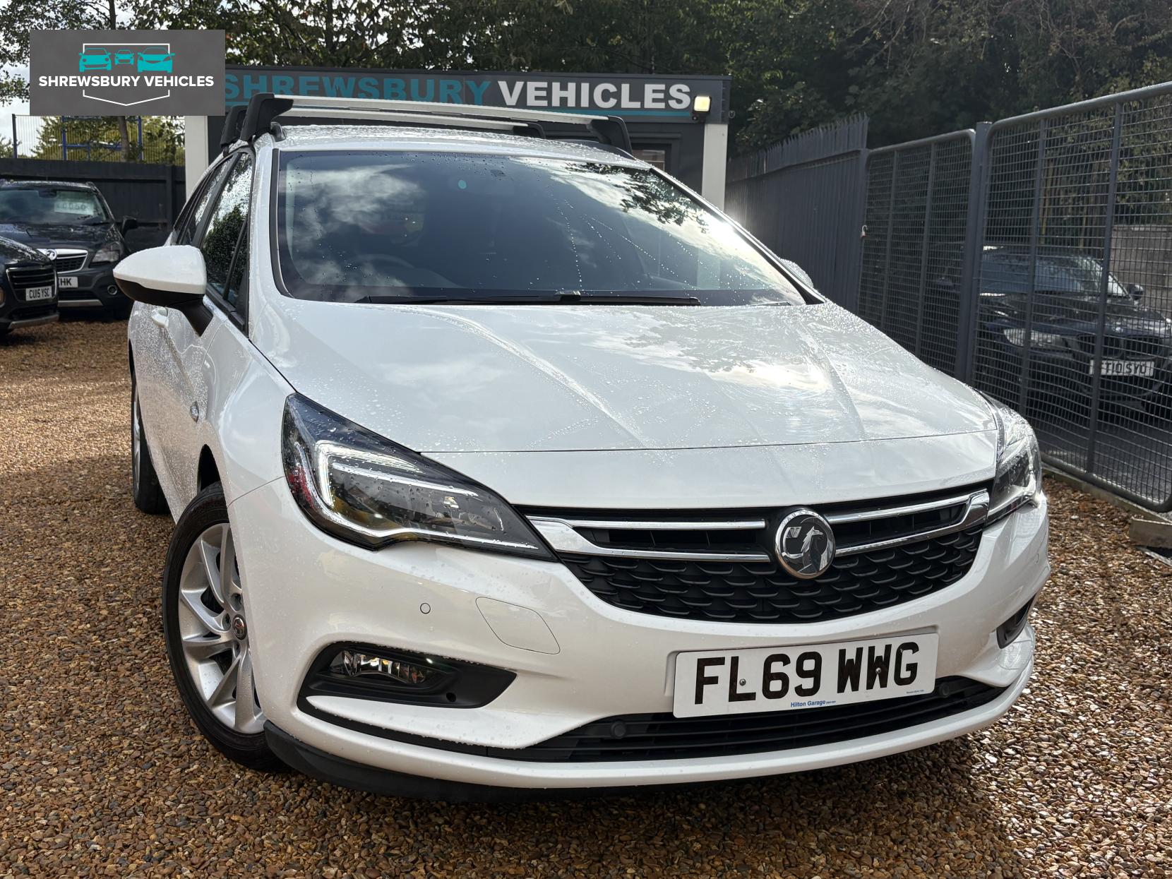 Vauxhall Astra 1.6 CDTi ecoTEC BlueInjection Design Sports Tourer 5dr Diesel Manual Euro 6 (s/s) (110 ps)