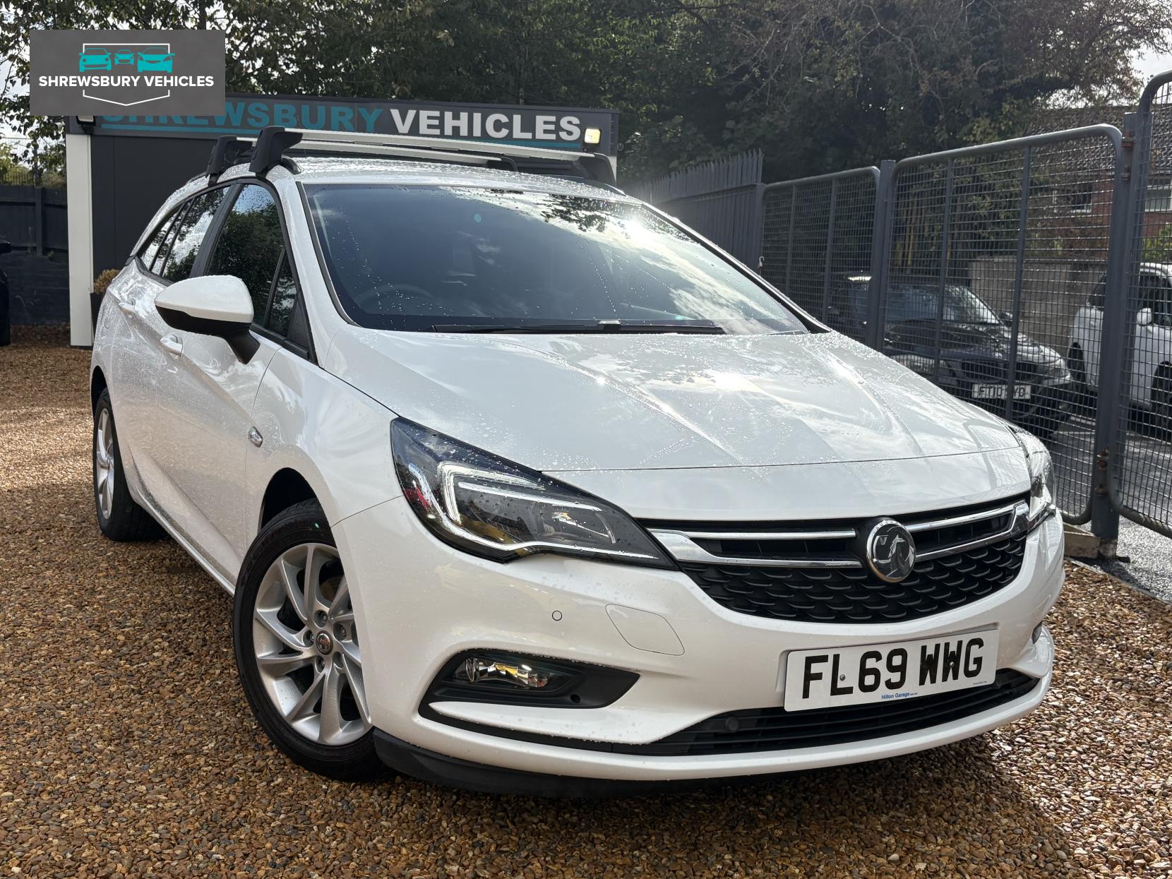Vauxhall Astra 1.6 CDTi ecoTEC BlueInjection Design Sports Tourer 5dr Diesel Manual Euro 6 (s/s) (110 ps)