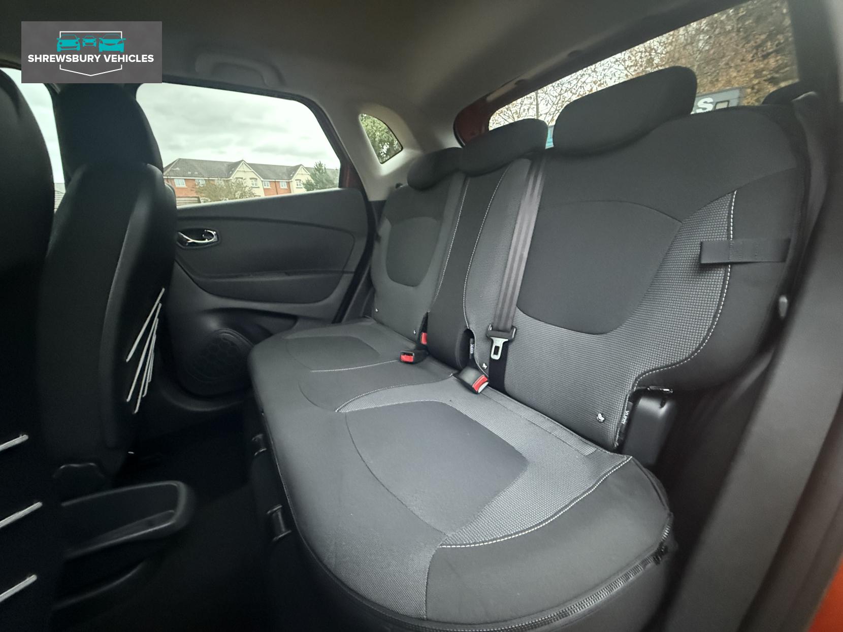 Renault Captur 0.9 TCe ENERGY Dynamique S Nav SUV 5dr Petrol Manual Euro 6 (s/s) (90 ps)