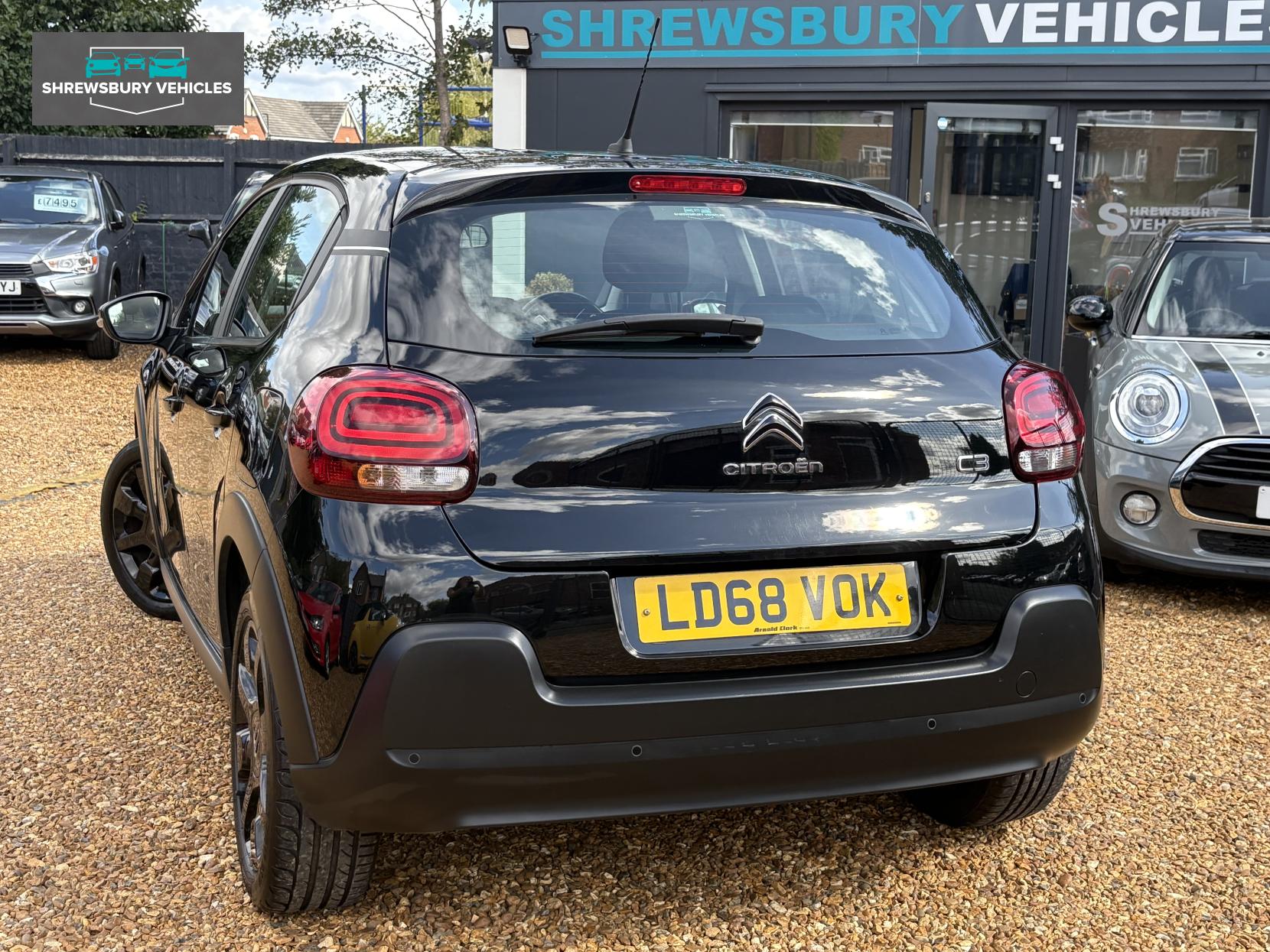Citroen C3 1.2 PureTech Feel Nav Edition Hatchback 5dr Petrol Manual Euro 6 (82 ps)