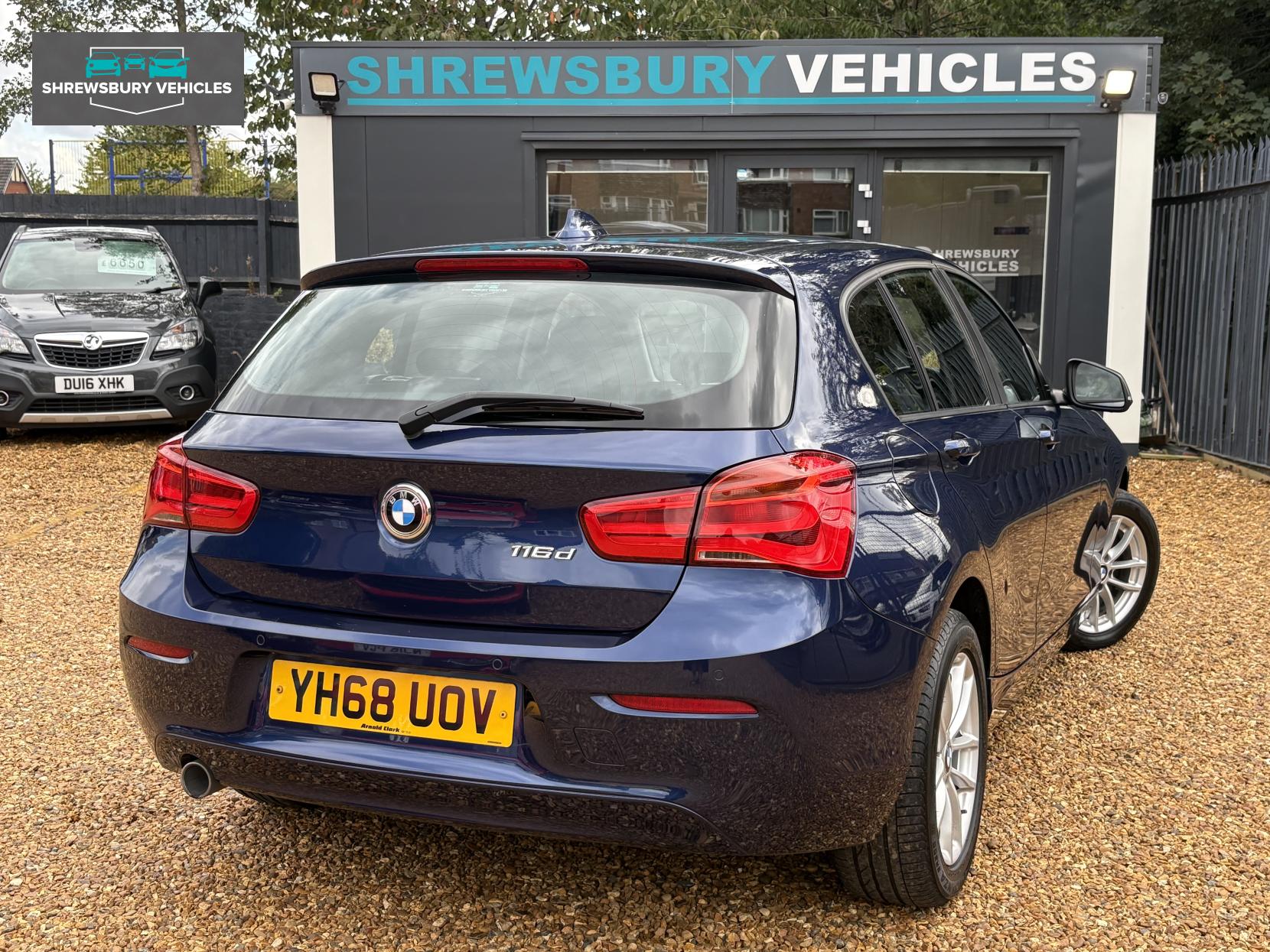 BMW 1 Series 1.5 116d SE Business Hatchback 5dr Diesel Manual Euro 6 (s/s) (116 ps)