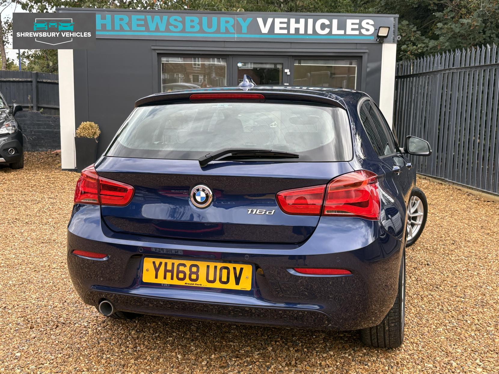 BMW 1 Series 1.5 116d SE Business Hatchback 5dr Diesel Manual Euro 6 (s/s) (116 ps)