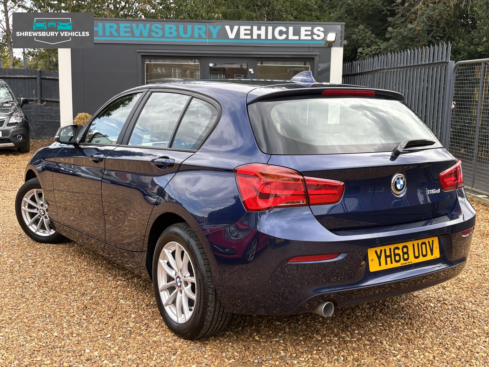 BMW 1 Series 1.5 116d SE Business Hatchback 5dr Diesel Manual Euro 6 (s/s) (116 ps)