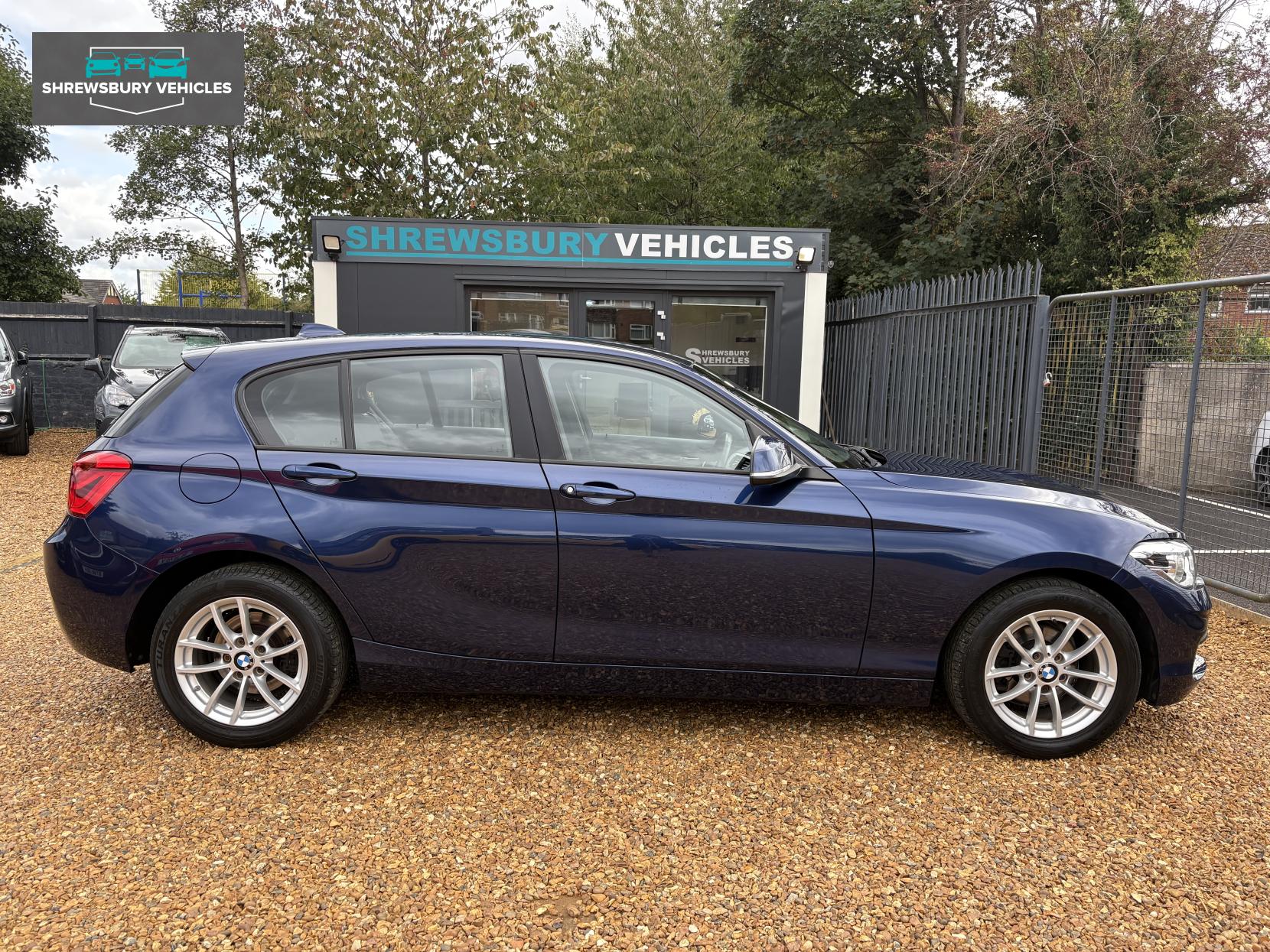 BMW 1 Series 1.5 116d SE Business Hatchback 5dr Diesel Manual Euro 6 (s/s) (116 ps)