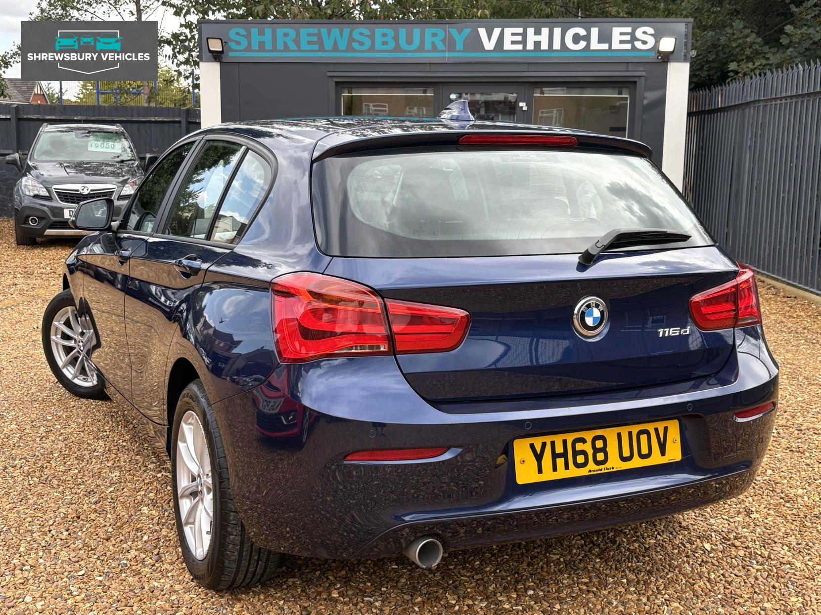 BMW 1 Series 1.5 116d SE Business Hatchback 5dr Diesel Manual Euro 6 (s/s) (116 ps)