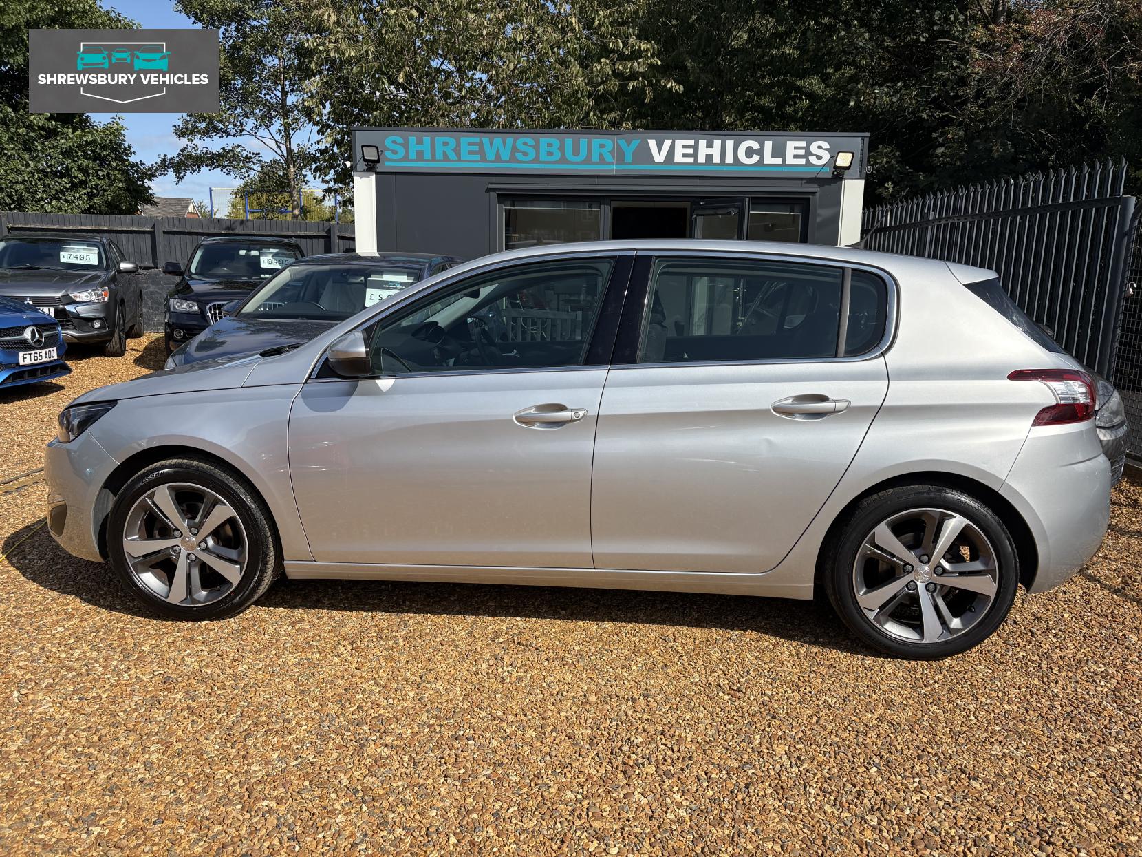 Peugeot 308 1.2 PureTech Allure Hatchback 5dr Petrol Manual Euro 6 (s/s) (130 ps)