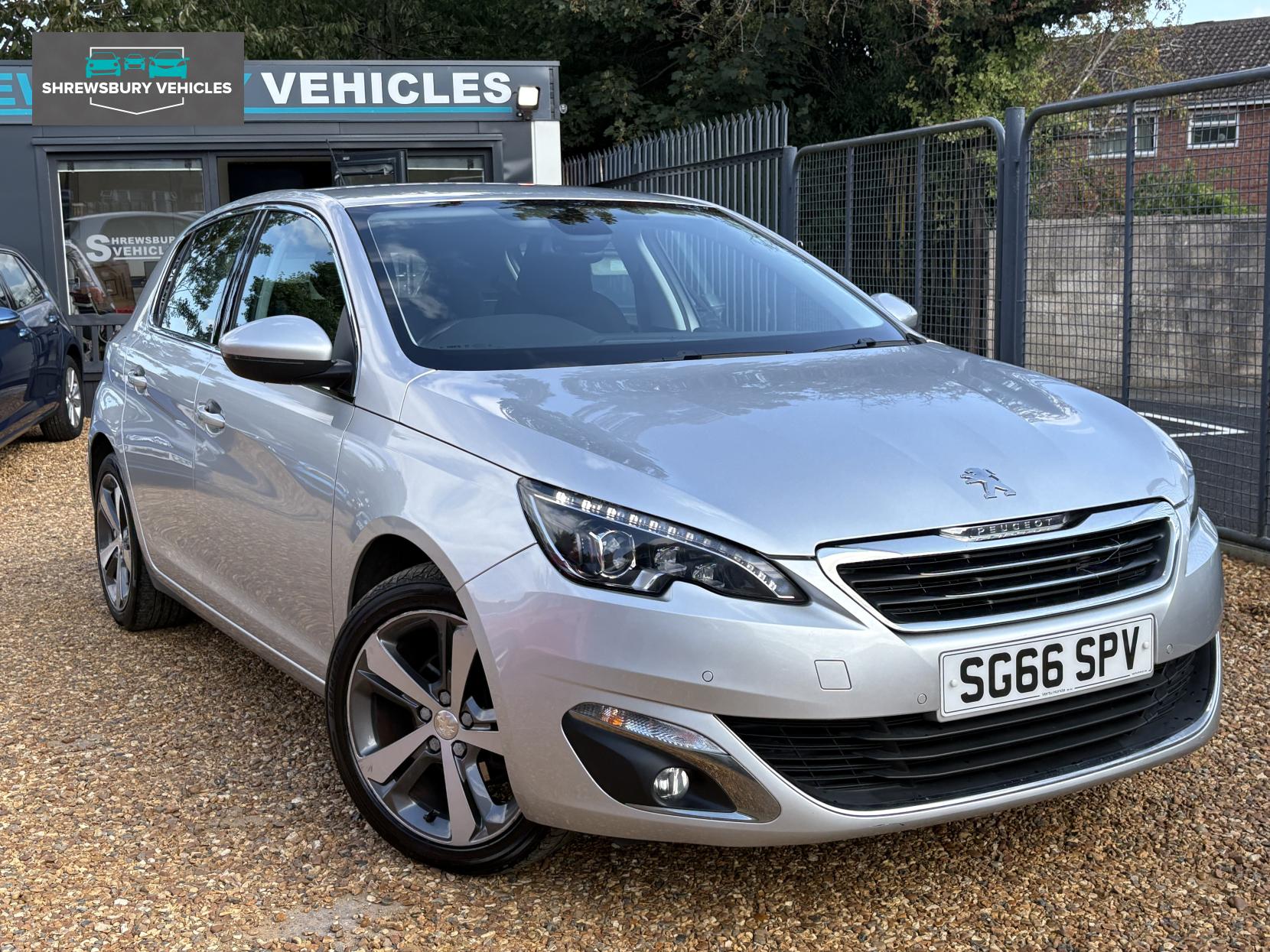 Peugeot 308 1.2 PureTech Allure Hatchback 5dr Petrol Manual Euro 6 (s/s) (130 ps)
