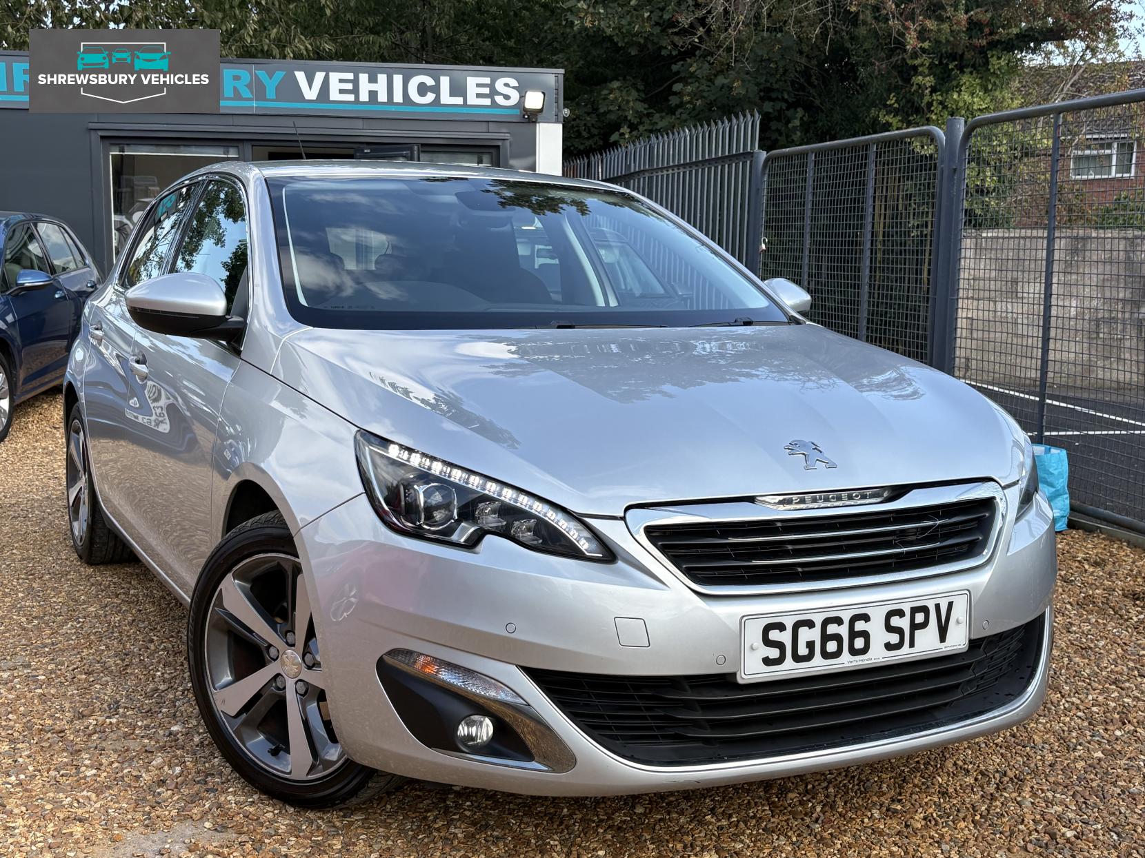 Peugeot 308 1.2 PureTech Allure Hatchback 5dr Petrol Manual Euro 6 (s/s) (130 ps)