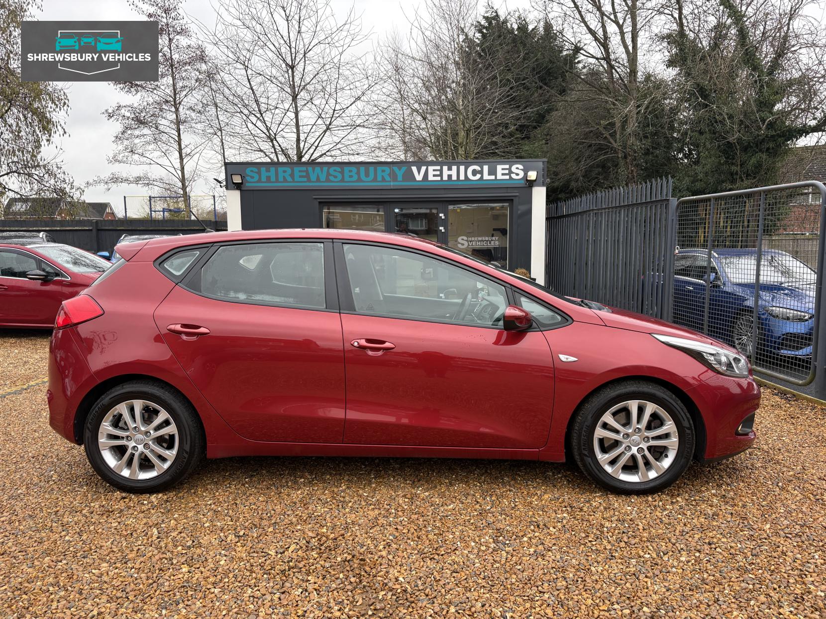 Kia Ceed 1.4 CRDi VR7 Hatchback 5dr Diesel Manual Euro 5 (89 bhp)