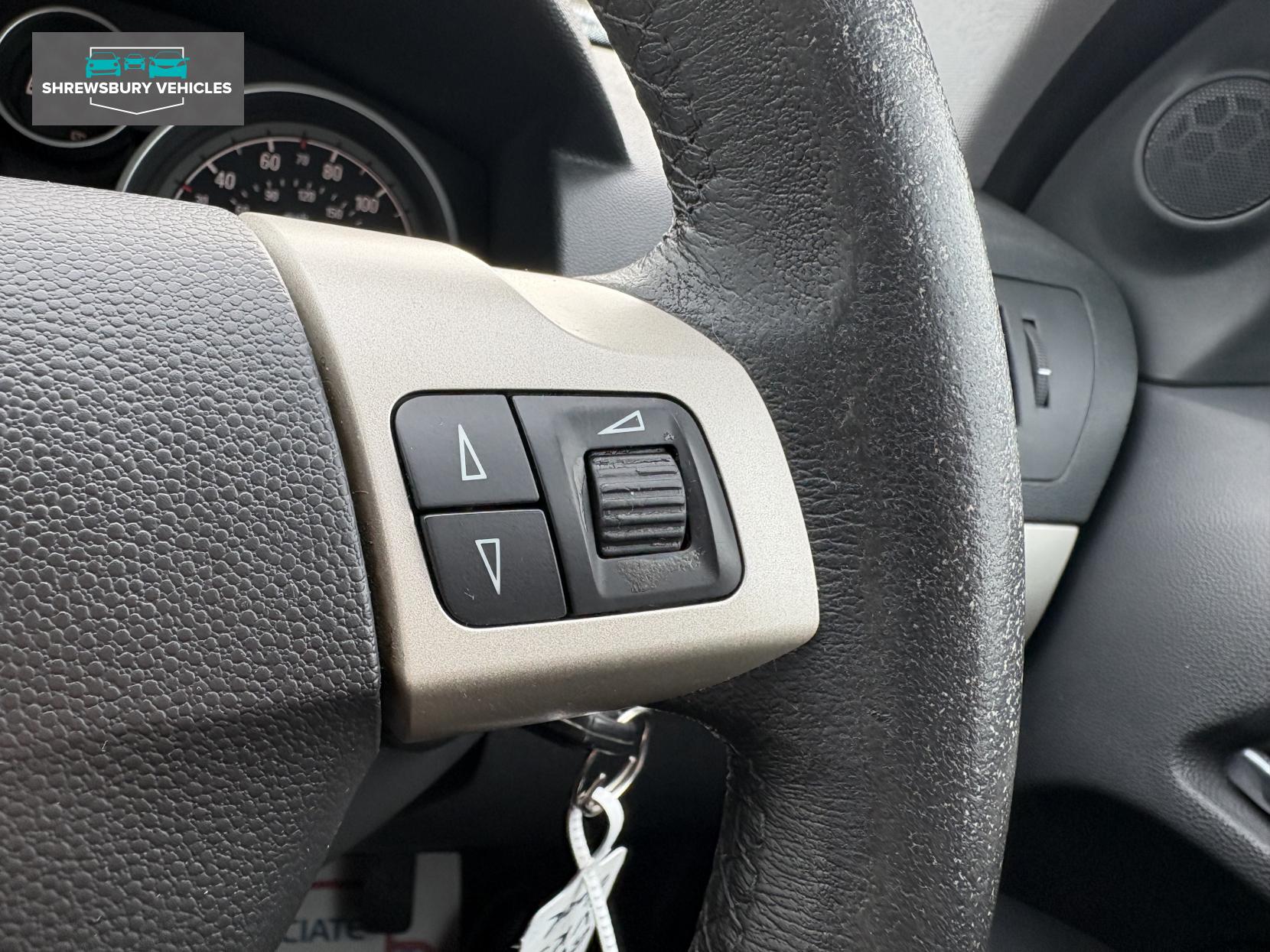 Vauxhall Astra 1.4i 16v Breeze Hatchback 5dr Petrol Manual (151 g/km, 89 bhp)