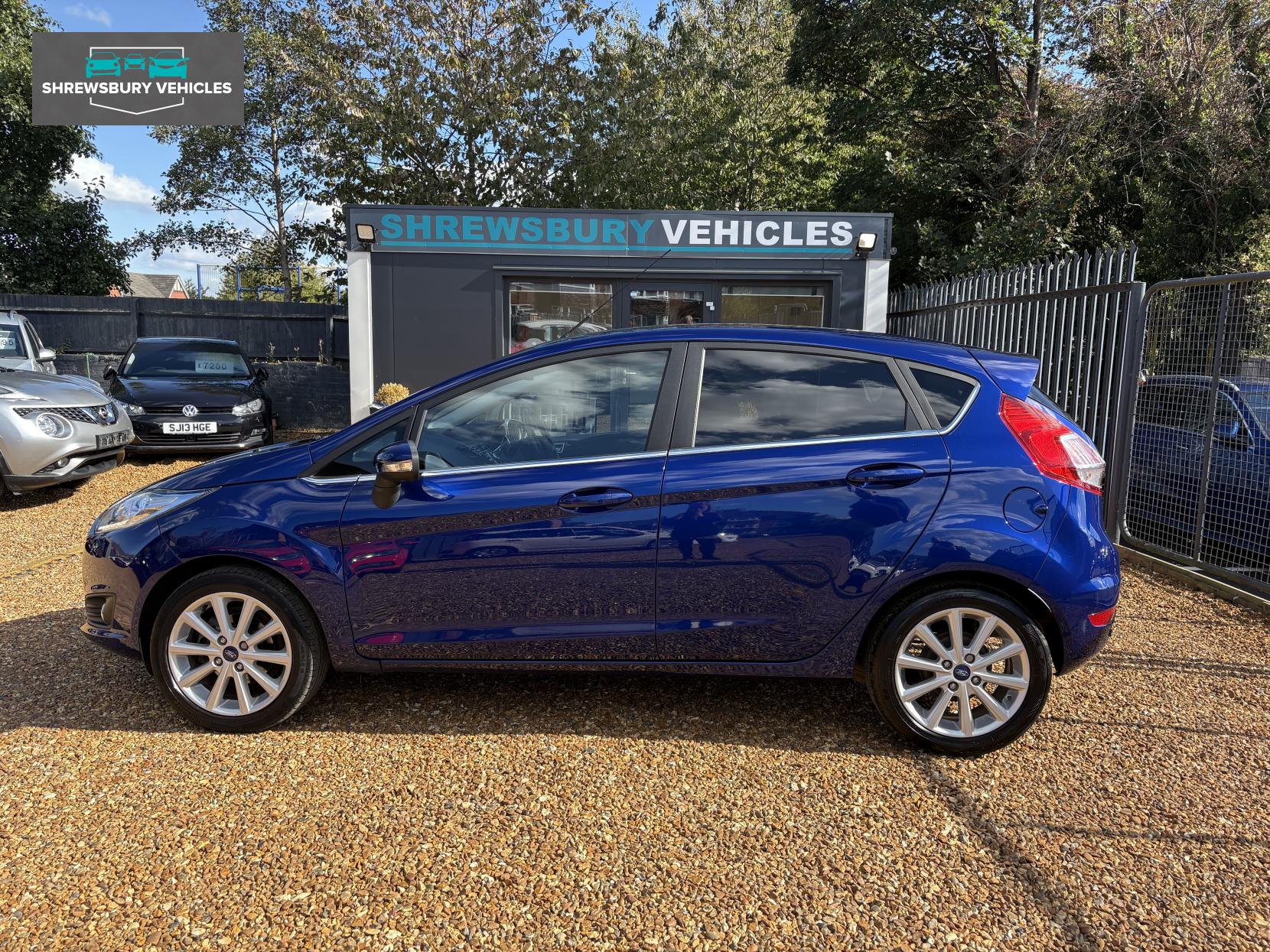 Ford Fiesta 1.0T EcoBoost Titanium Hatchback 5dr Petrol Powershift Euro 6 (100 ps)