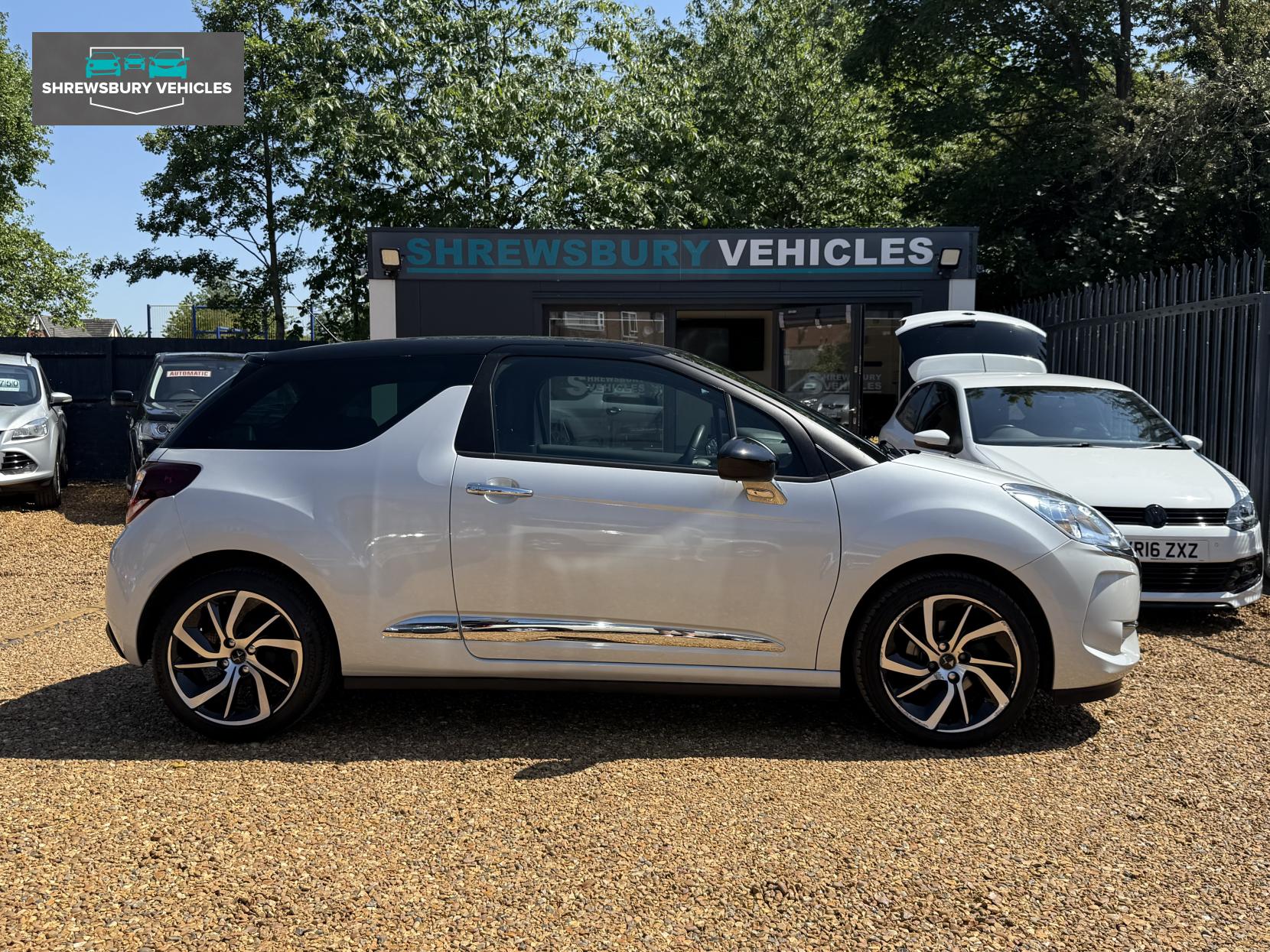 DS AUTOMOBILES DS 3 1.2 PureTech Connected Chic Hatchback 3dr Petrol Manual Euro 6 (82 ps)