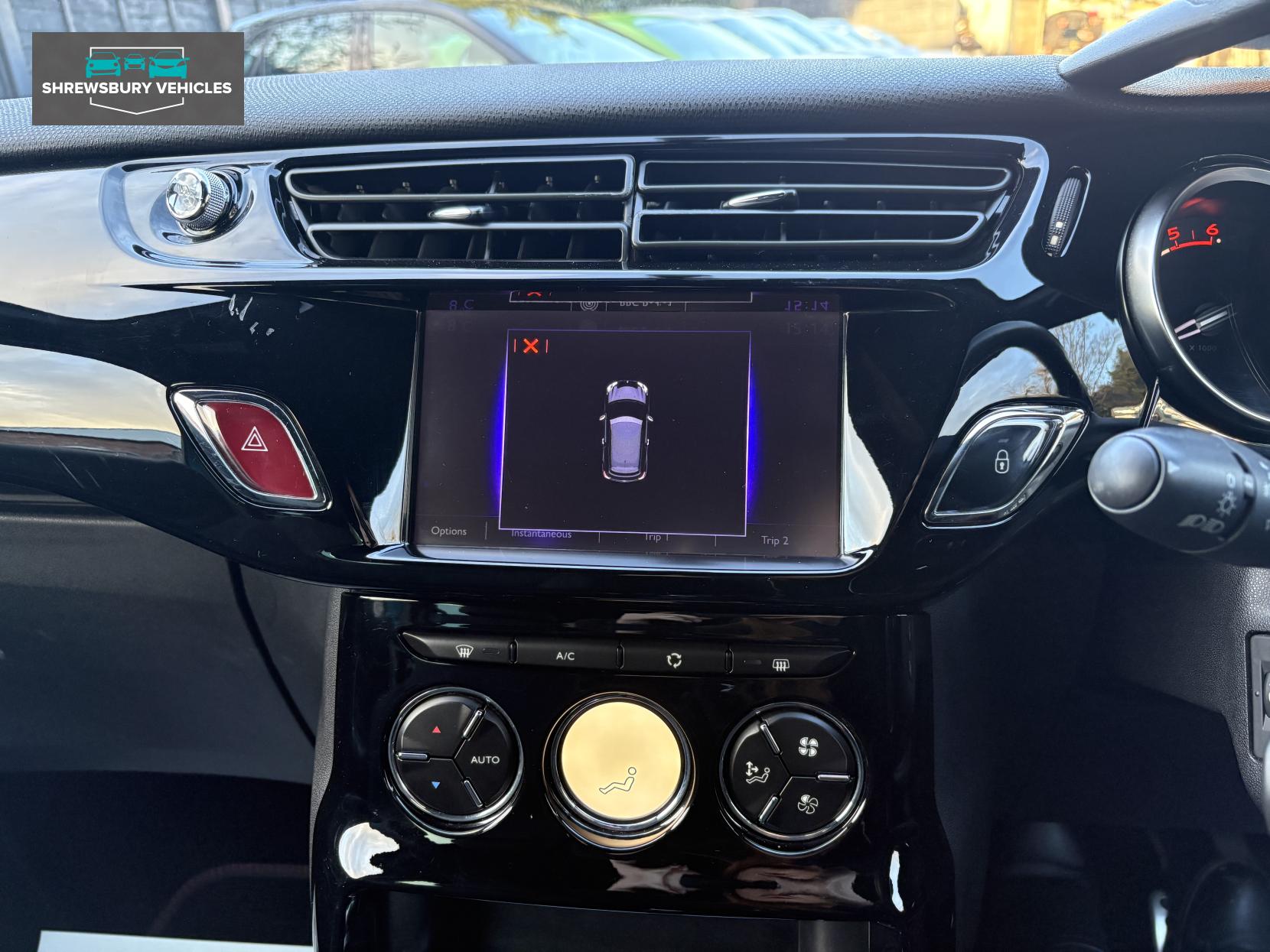 DS AUTOMOBILES DS 3 1.6 BlueHDi Elegance Hatchback 3dr Diesel Manual Euro 6 (s/s) (100 ps)