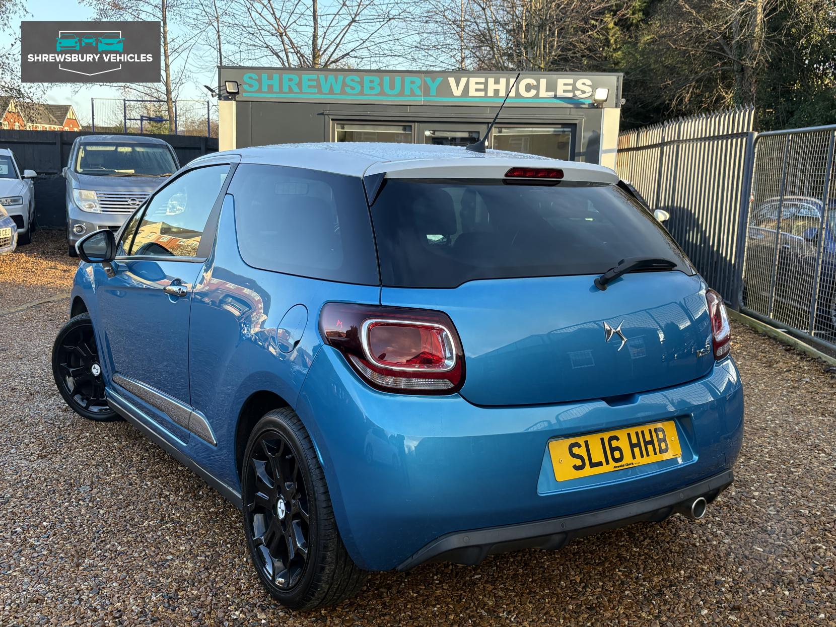 DS AUTOMOBILES DS 3 1.6 BlueHDi Elegance Hatchback 3dr Diesel Manual Euro 6 (s/s) (100 ps)