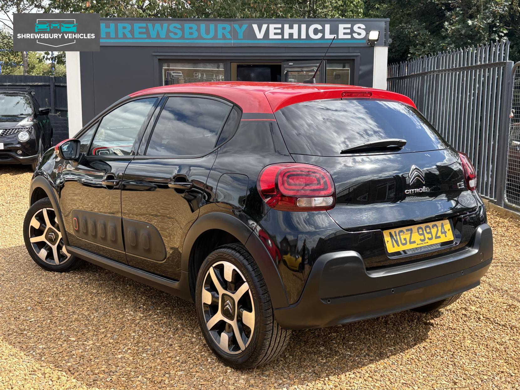 Citroen C3 1.2 PureTech Flair Nav Edition Hatchback 5dr Petrol Manual Euro 6 (s/s) (82 ps)