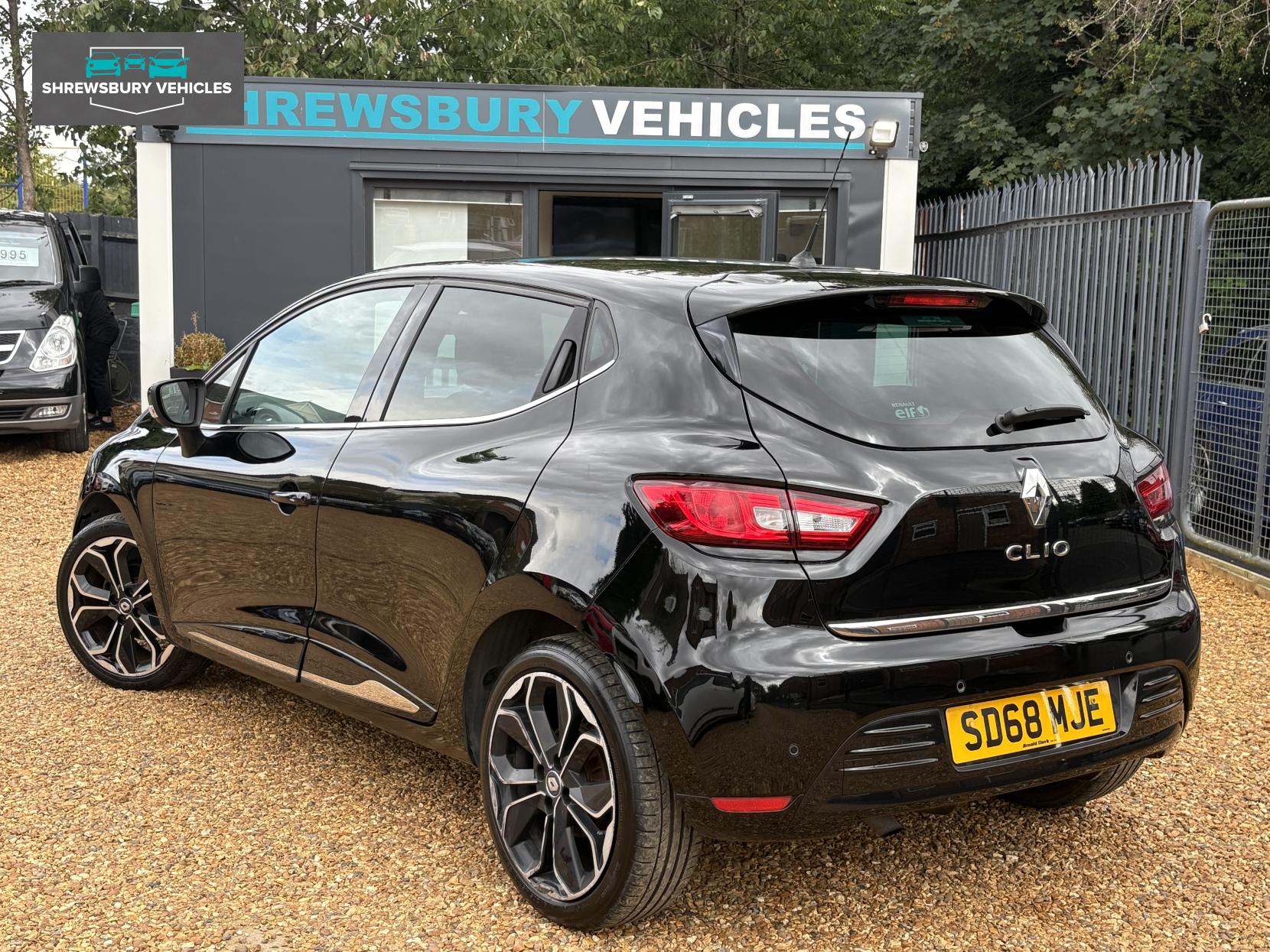 Renault Clio 0.9 TCe Iconic Hatchback 5dr Petrol Manual Euro 6 (s/s) (75 ps)