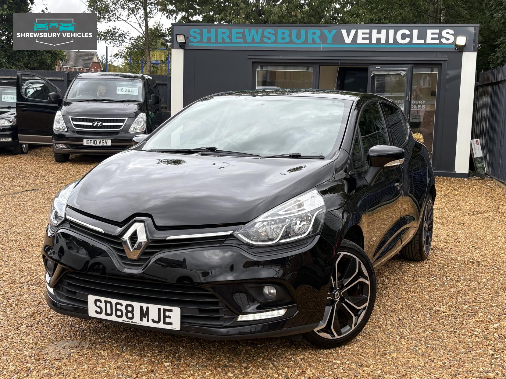 Renault Clio 0.9 TCe Iconic Hatchback 5dr Petrol Manual Euro 6 (s/s) (75 ps)