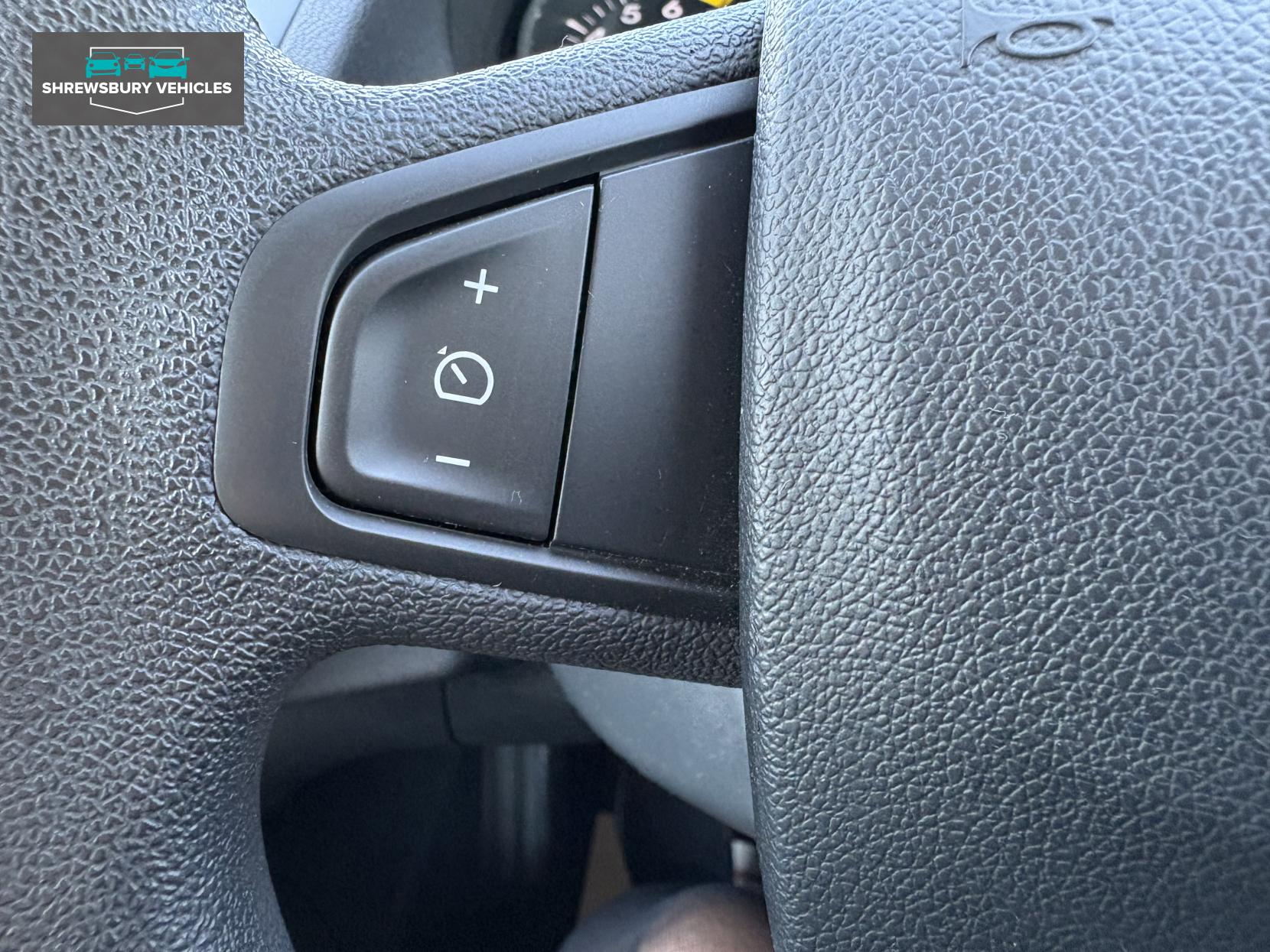 Renault Megane 1.6 VVT Expression + Hatchback 5dr Petrol Manual Euro 5 (110 ps)