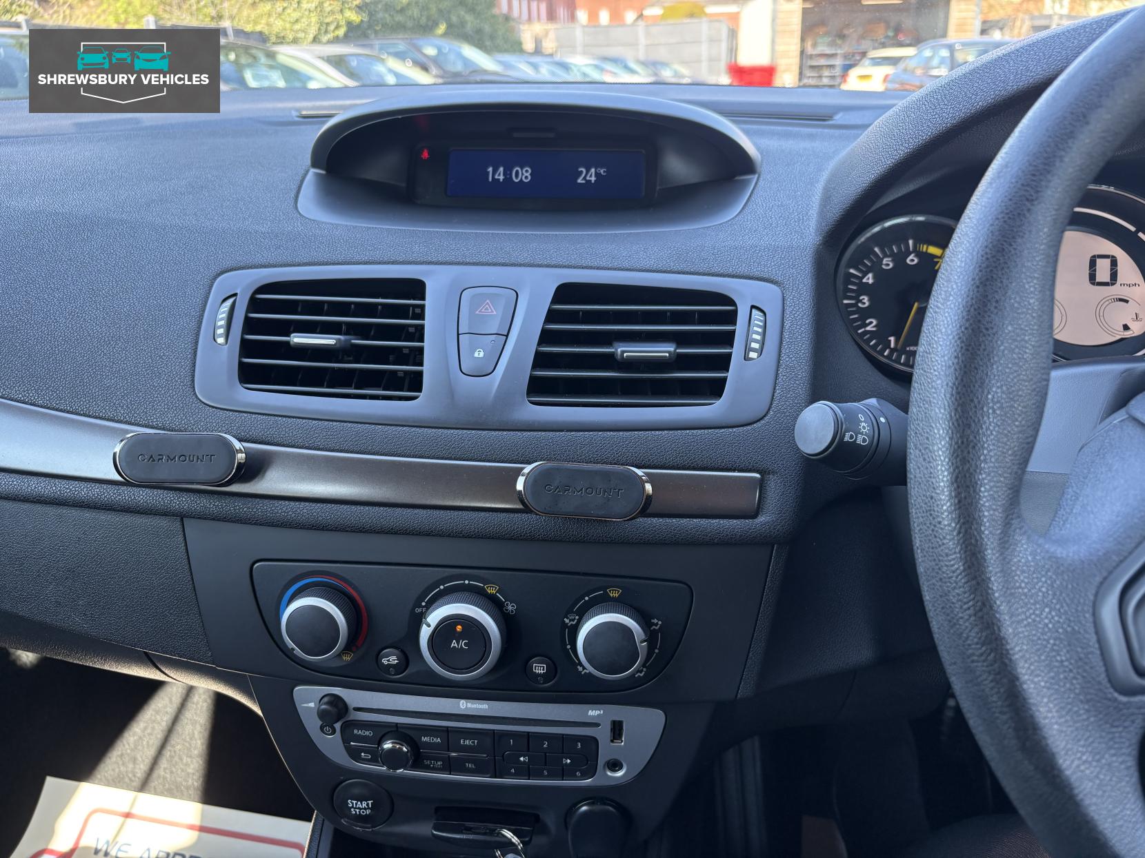 Renault Megane 1.6 VVT Expression + Hatchback 5dr Petrol Manual Euro 5 (110 ps)