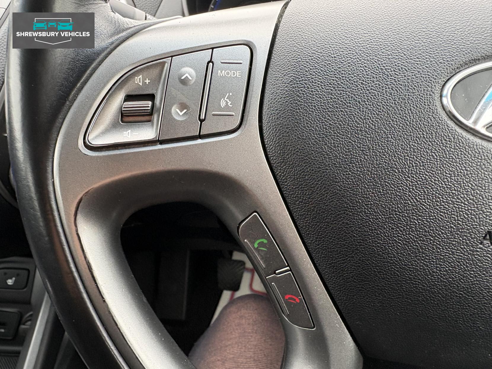 Hyundai ix35 1.7 CRDi SE SUV 5dr Diesel Manual Euro 5 (s/s) (Nav) (115 ps)