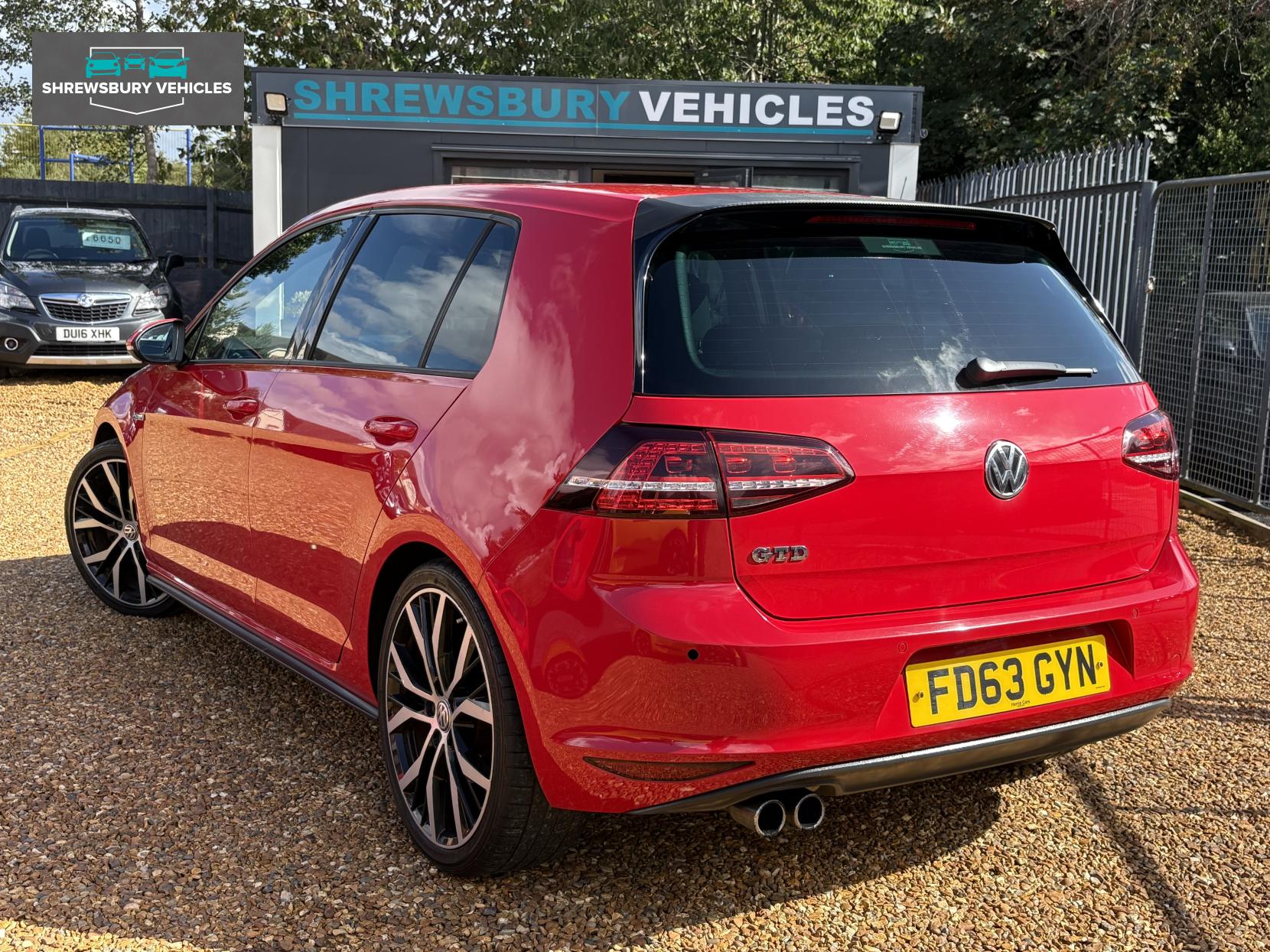 Volkswagen Golf 2.0 TDI BlueMotion Tech GTD Hatchback 5dr Diesel Manual Euro 6 (s/s) (184 ps)
