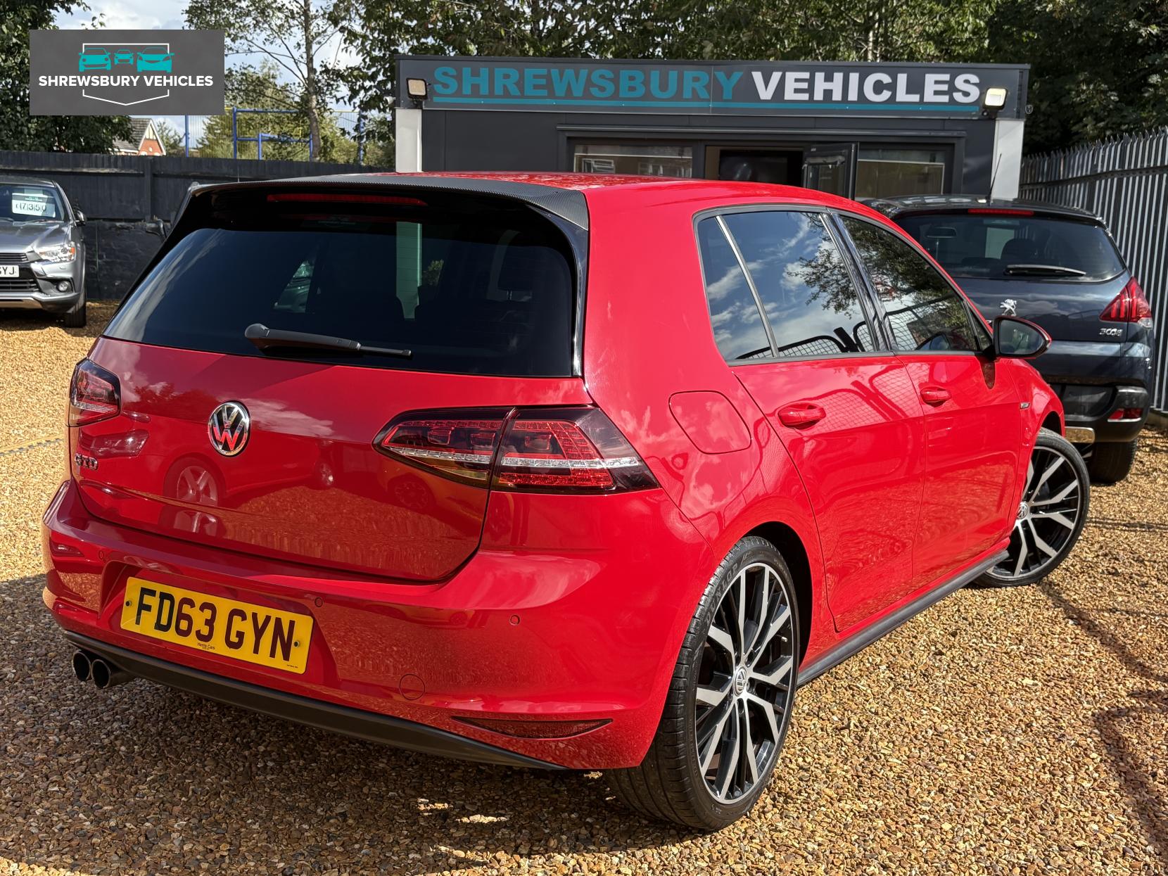 Volkswagen Golf 2.0 TDI BlueMotion Tech GTD Hatchback 5dr Diesel Manual Euro 6 (s/s) (184 ps)