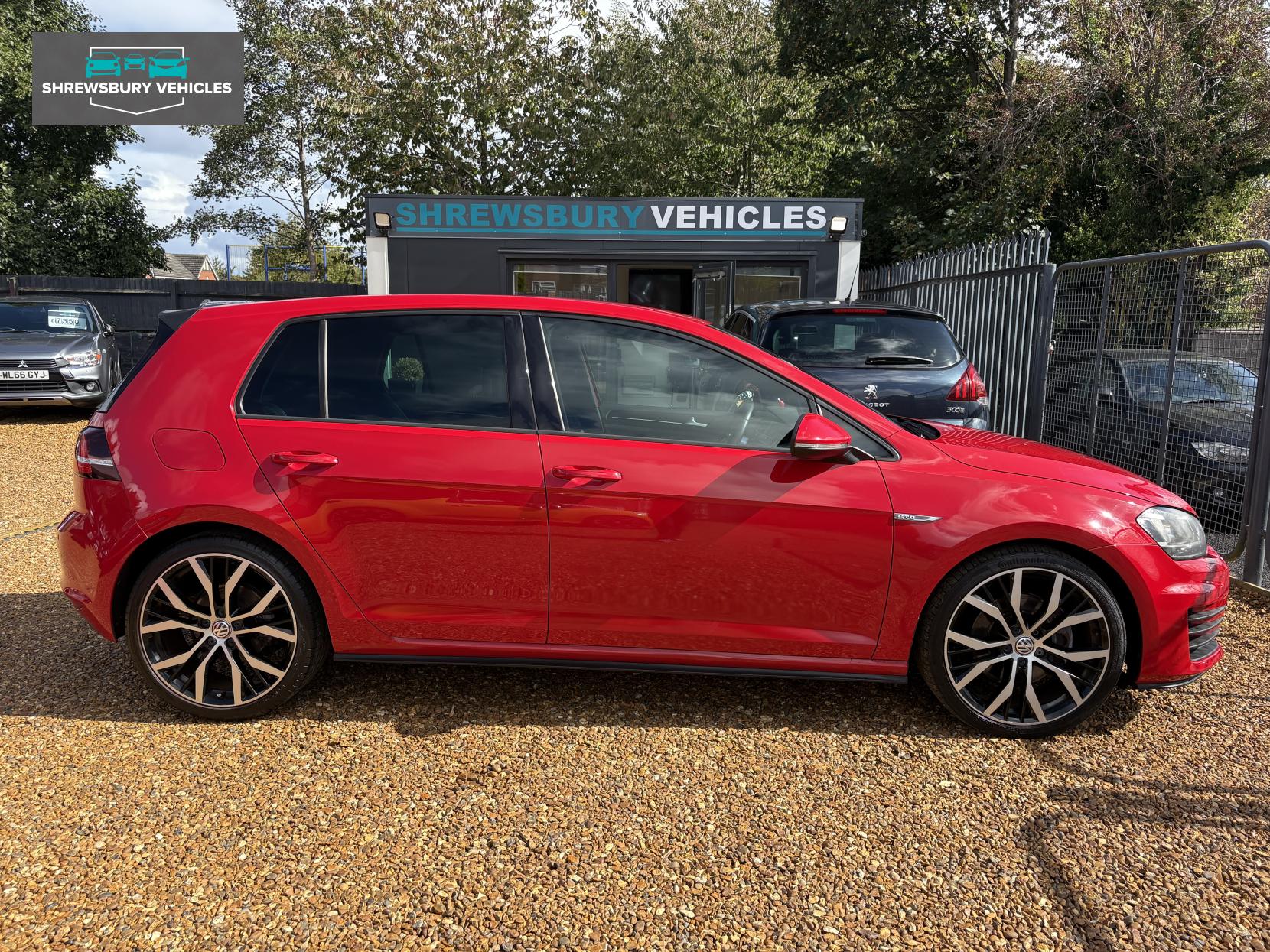 Volkswagen Golf 2.0 TDI BlueMotion Tech GTD Hatchback 5dr Diesel Manual Euro 6 (s/s) (184 ps)