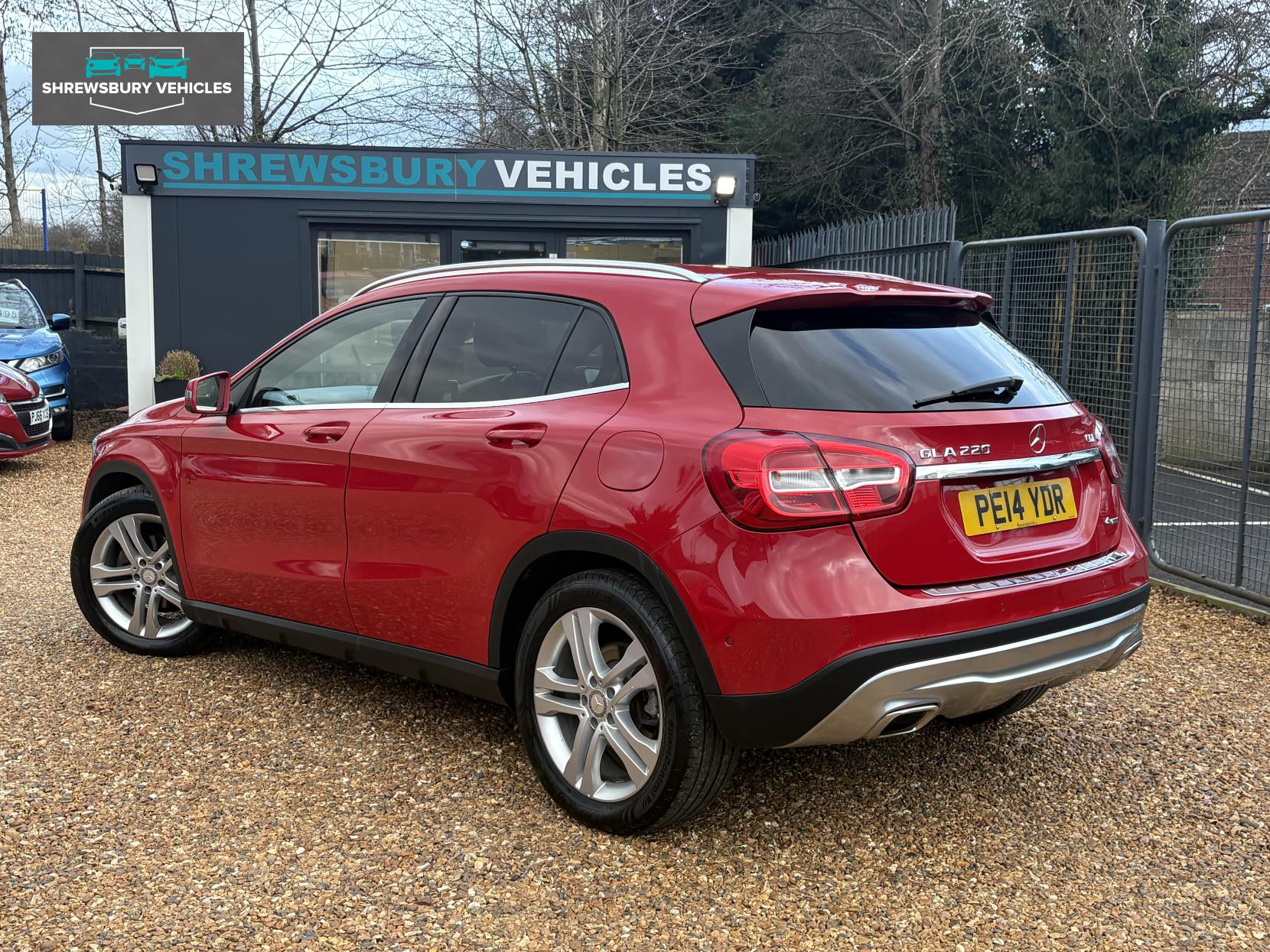 Mercedes-Benz GLA 2.1 GLA220 CDI SE SUV 5dr Diesel 7G-DCT 4MATIC Euro 6 (s/s) (170 ps)