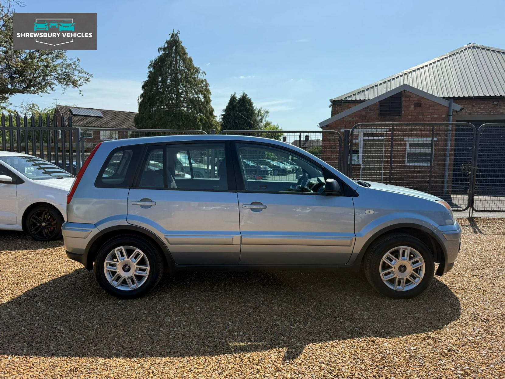 Ford Fusion 1.4 Zetec Climate Hatchback 5dr Petrol Durashift EST (149 g/km, 79 bhp)