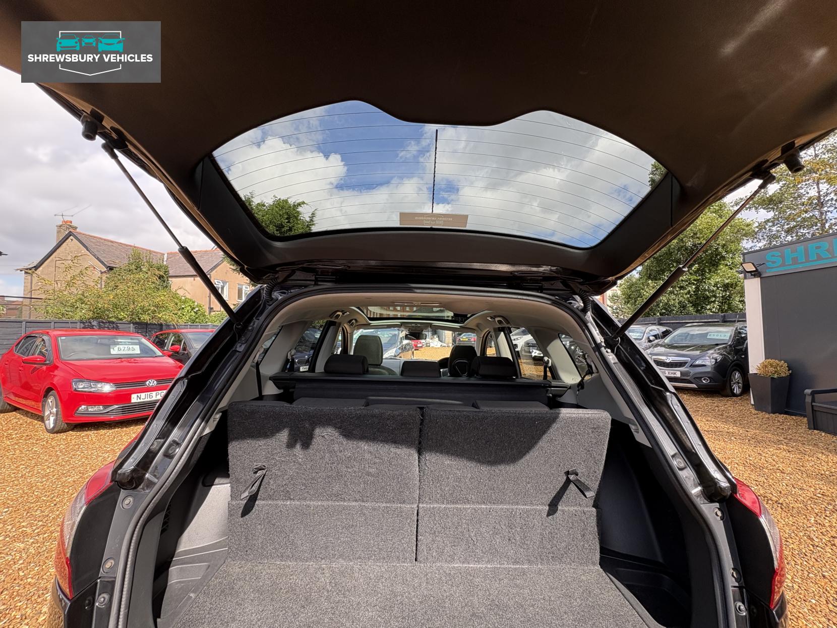 Nissan Qashqai+2 1.5 dCi Acenta SUV 5dr Diesel Manual 2WD Euro 5 (110 ps)