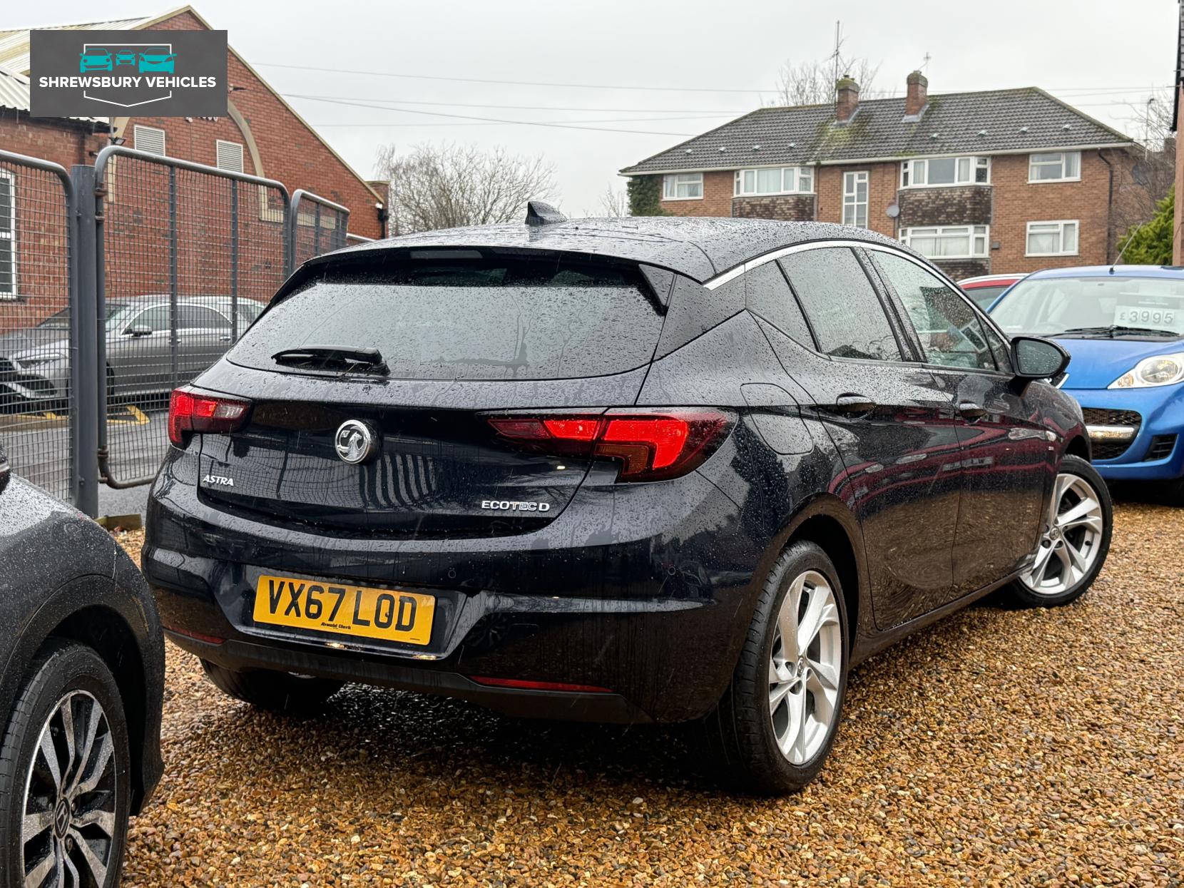 Vauxhall Astra 1.6 CDTi ecoTEC BlueInjection SRi Nav Hatchback 5dr Diesel Manual Euro 6 (s/s) (110 ps)