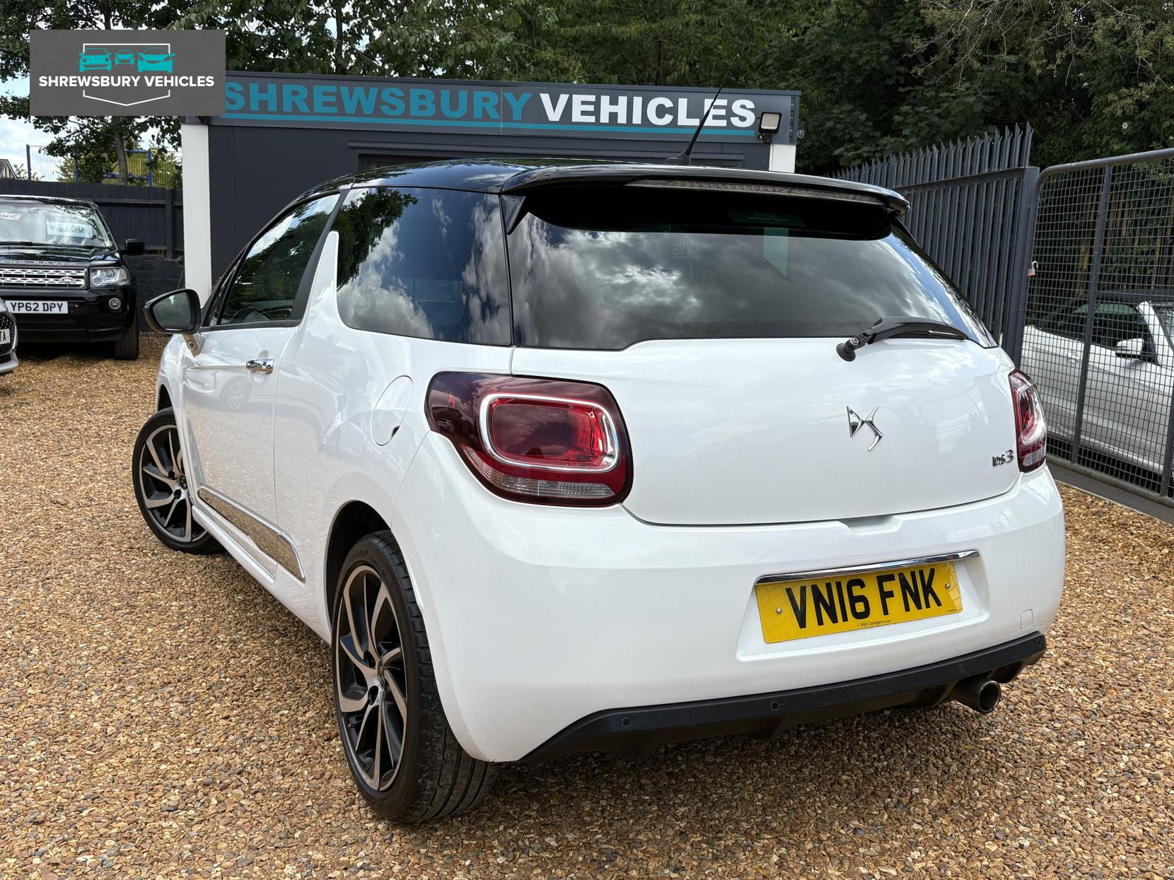 DS AUTOMOBILES DS 3 1.2 PureTech Prestige Hatchback 3dr Petrol EAT6 Euro 6 (s/s) (110 ps)